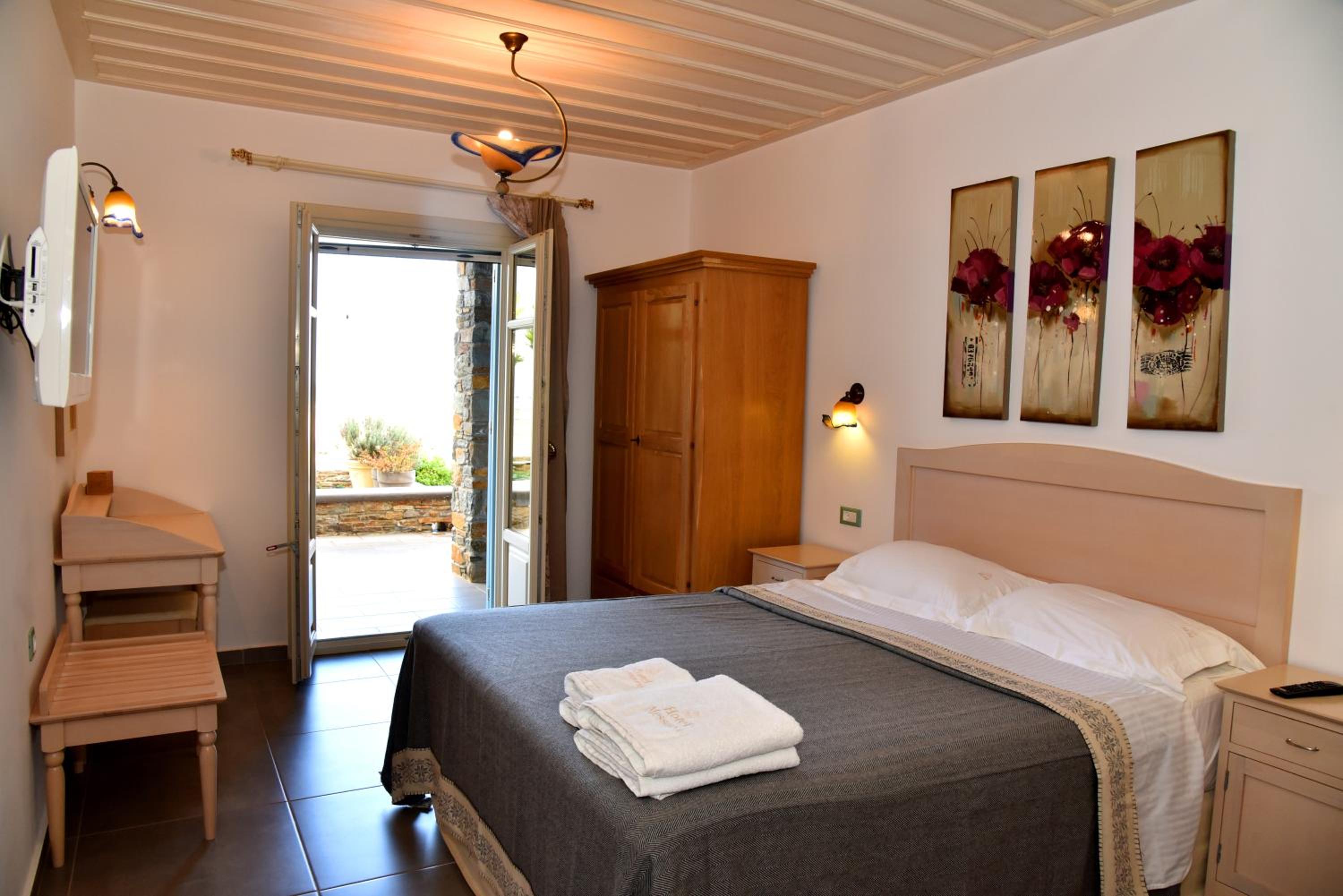 Hotel Messaria