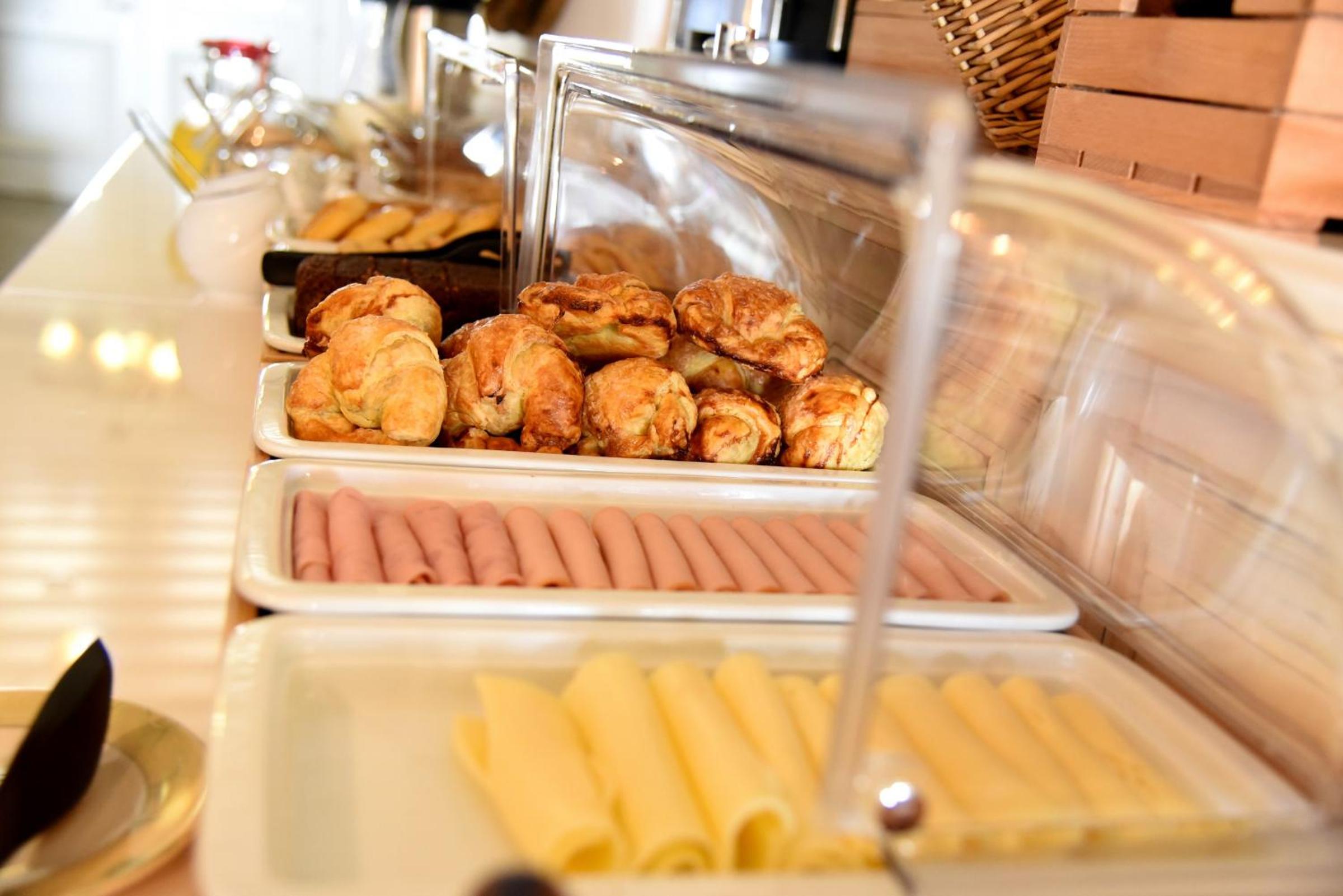 Hotel Messaria