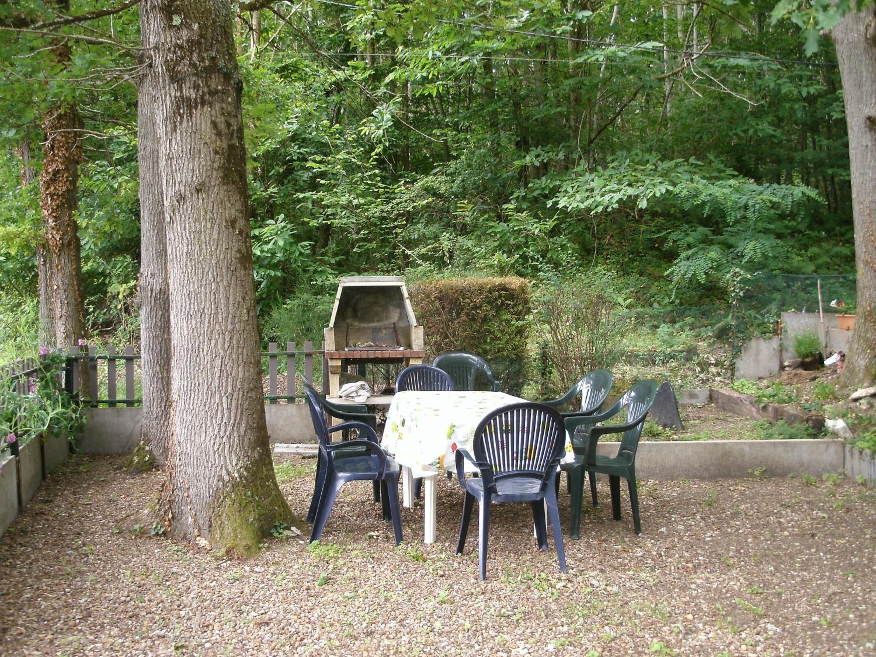 Photo 6