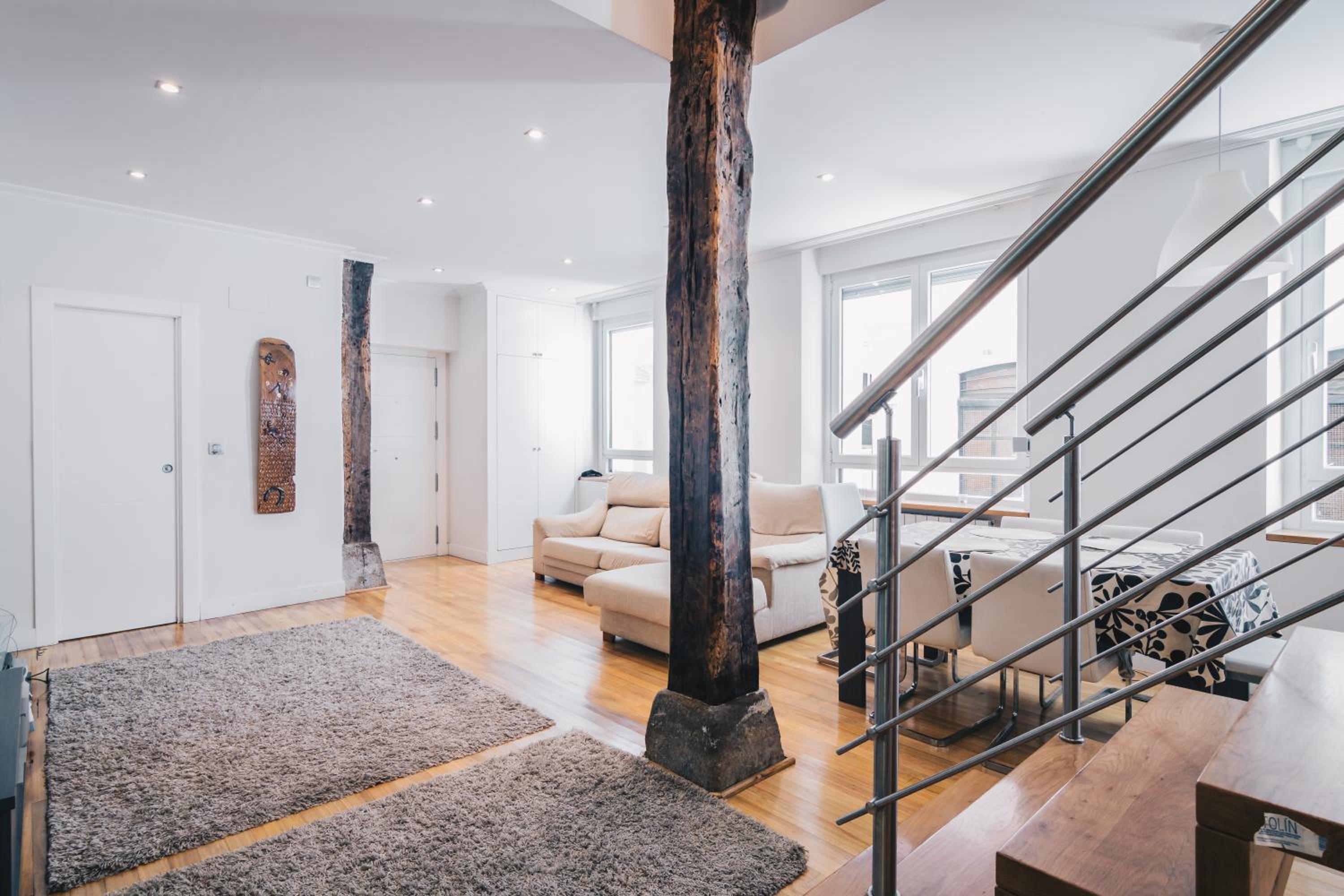 Nerbioi apartment by People Rentals view 2
