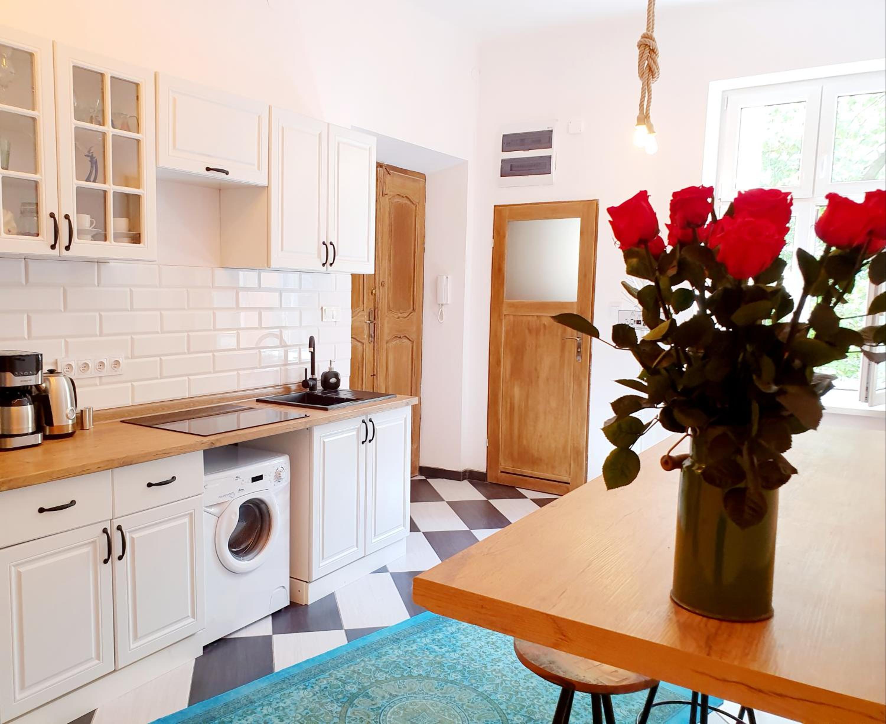 Topolove Rooms & Apartments