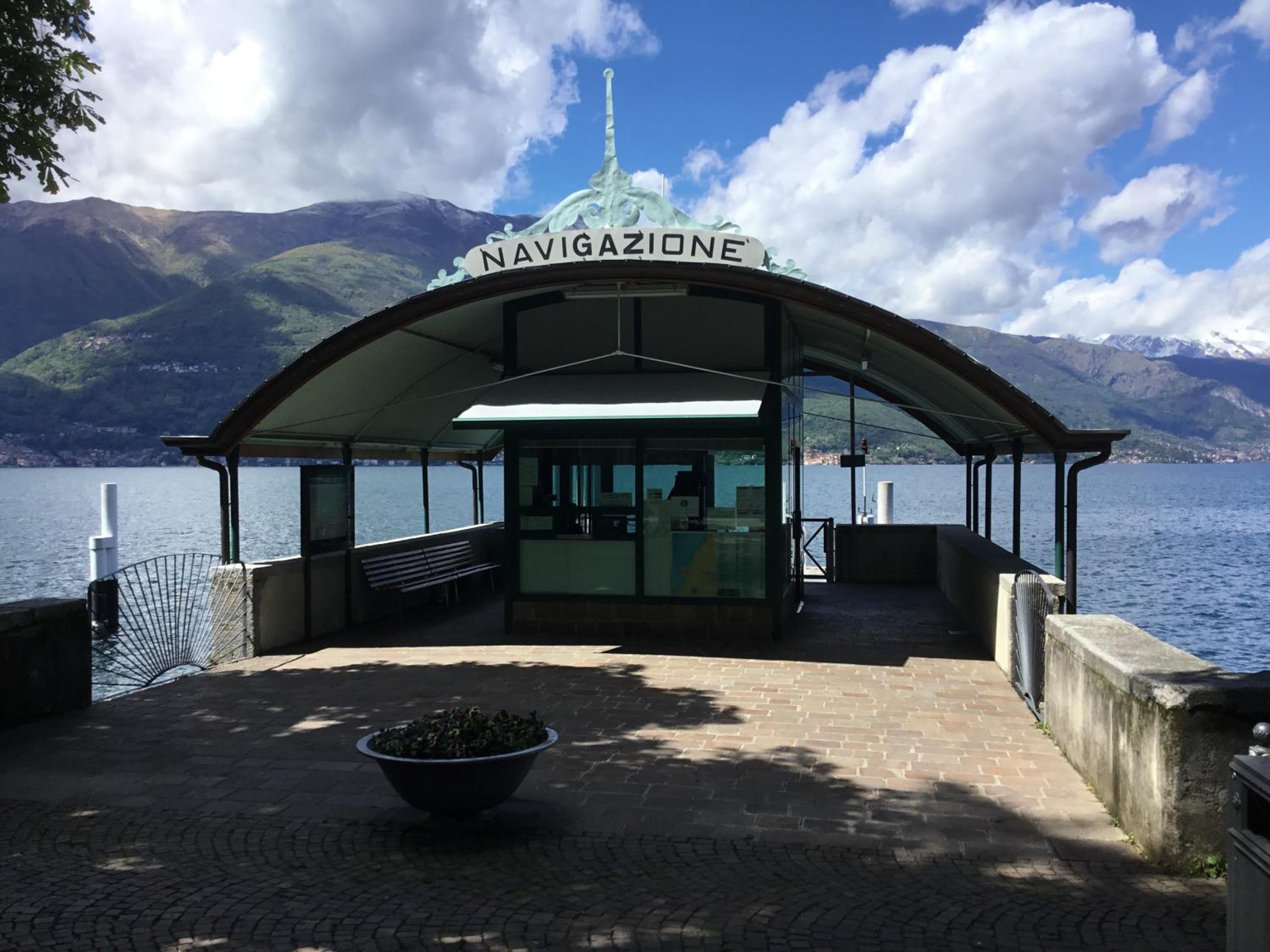 Comolake House