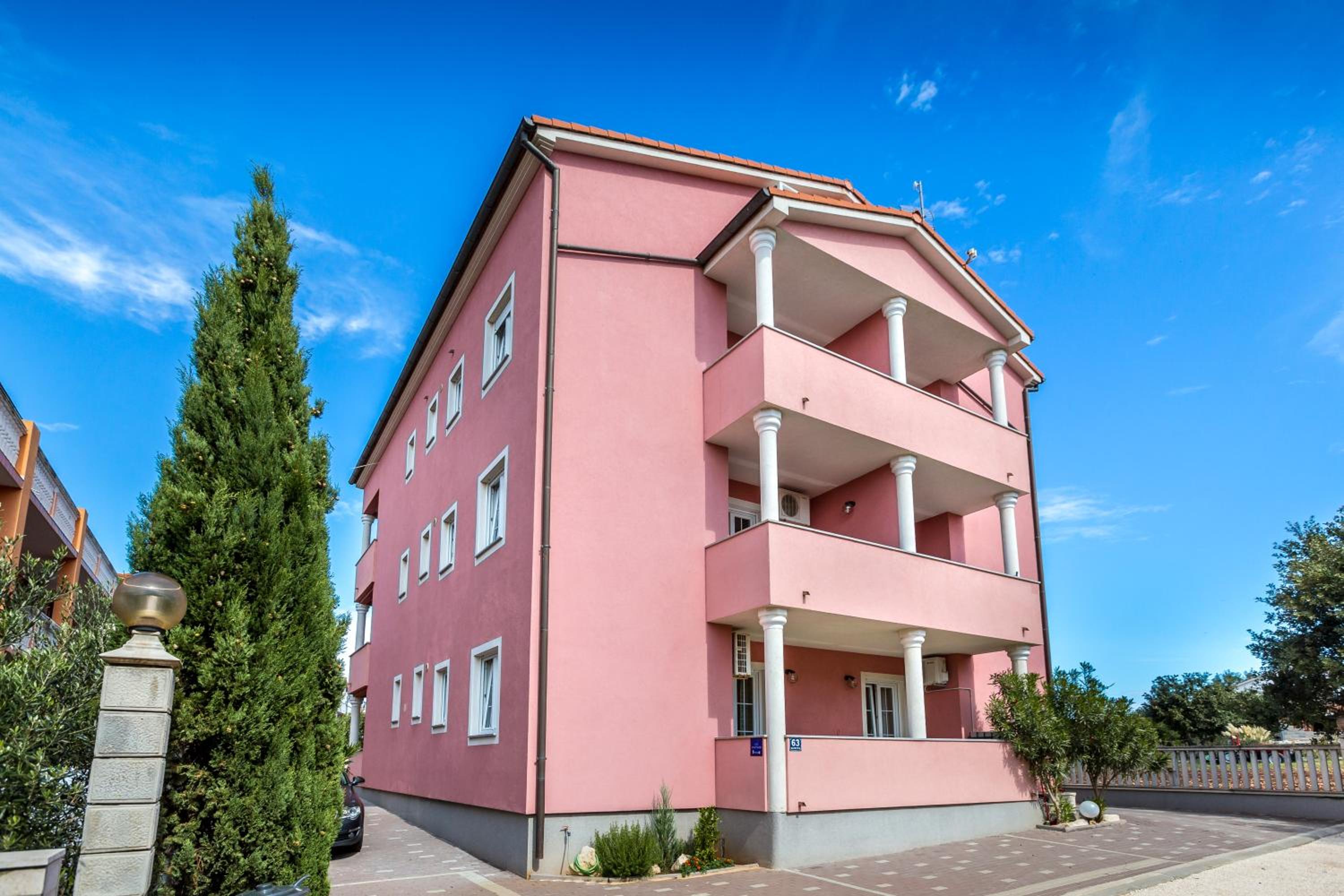 Apartmani Diana