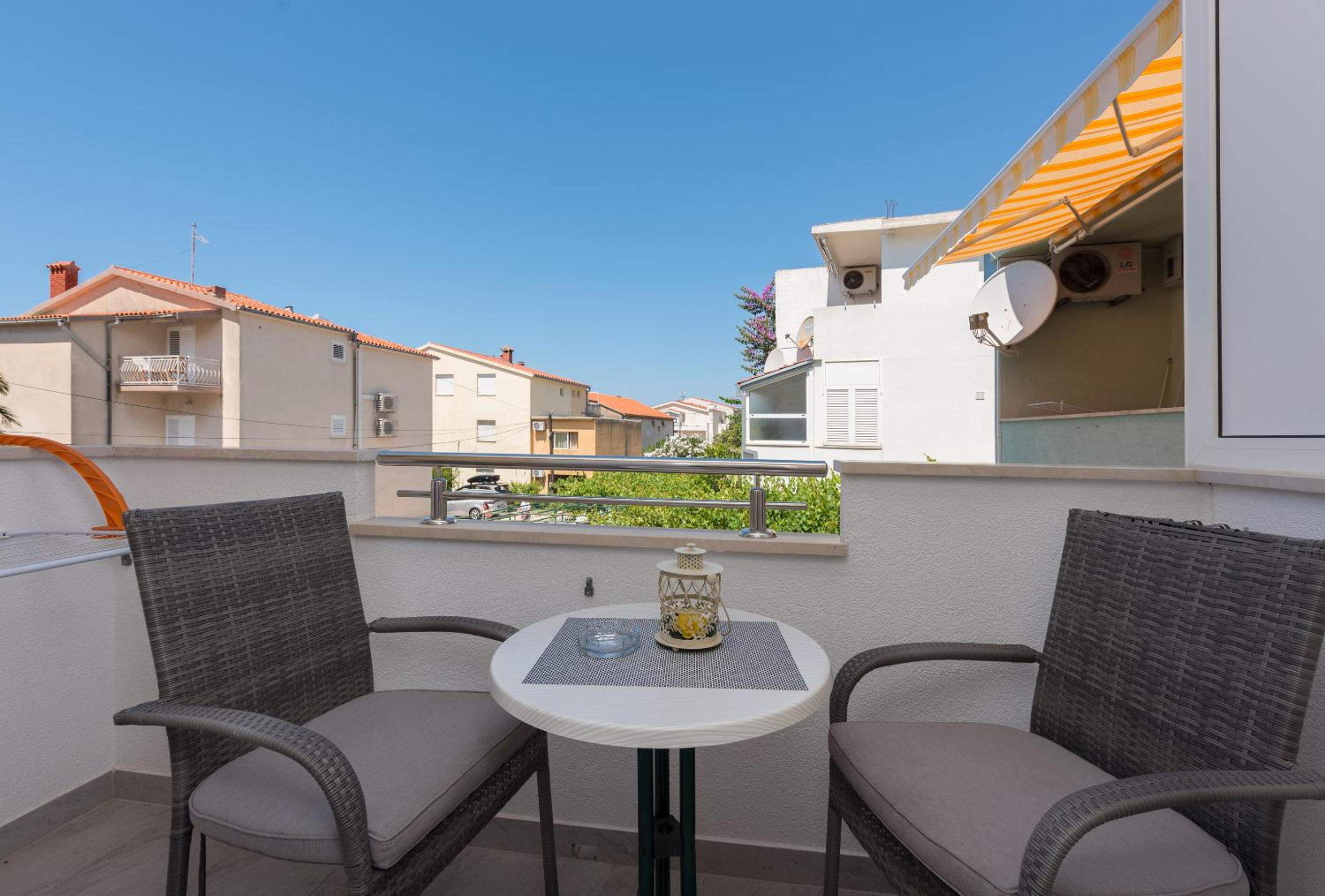 Apartmani Mona