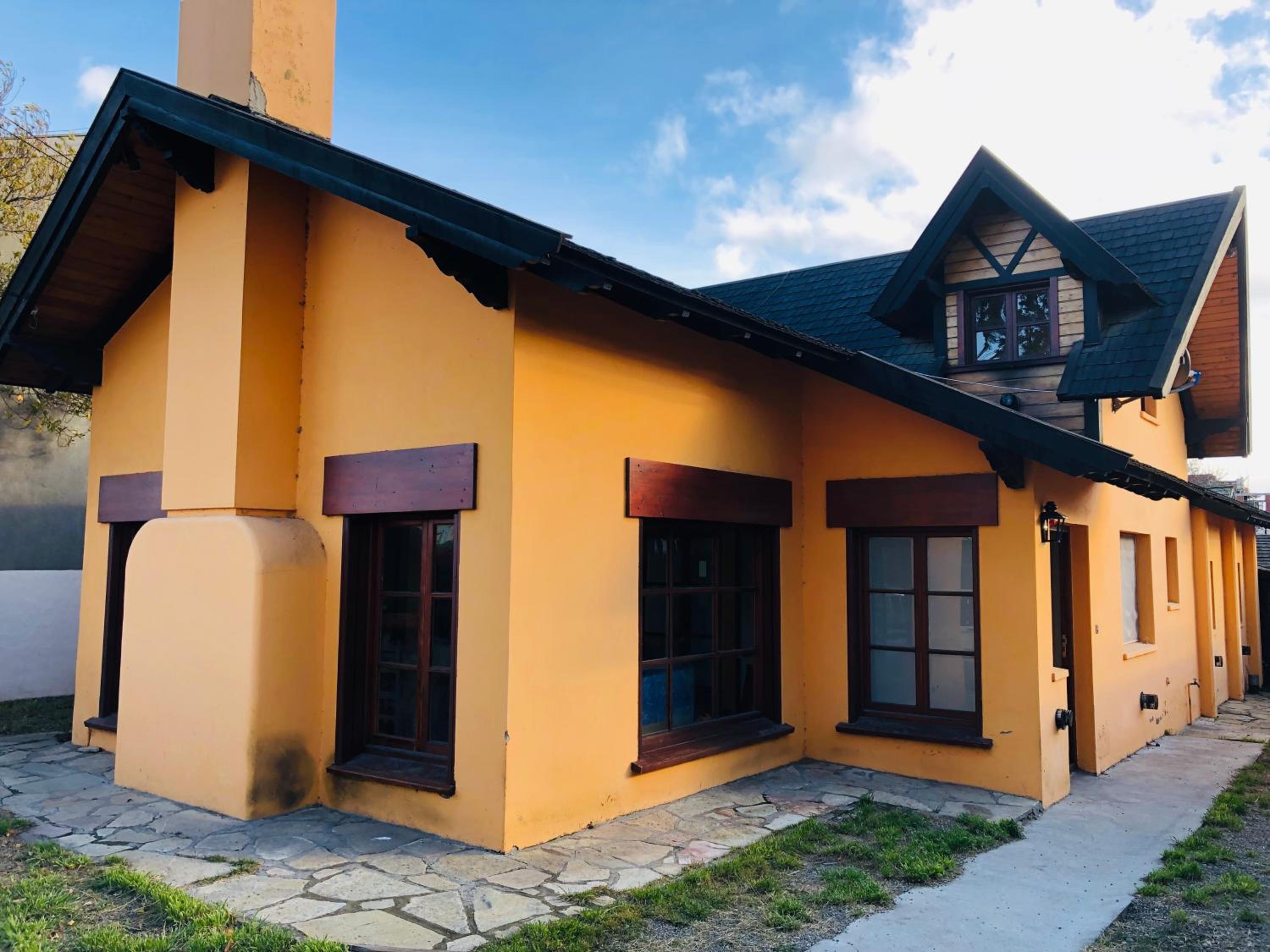 Hostel Olimpo House
