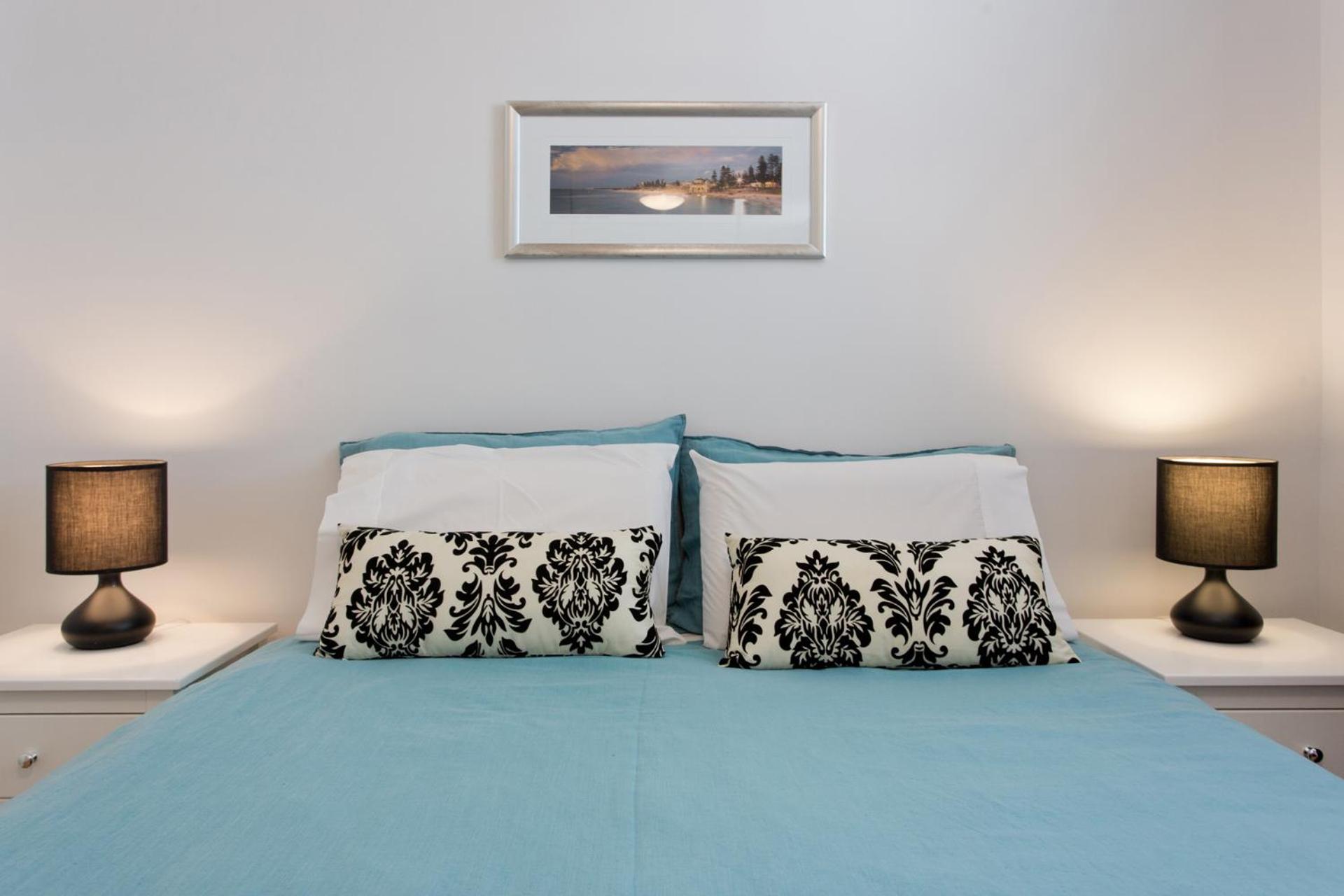 Ocean Breeze Apartment