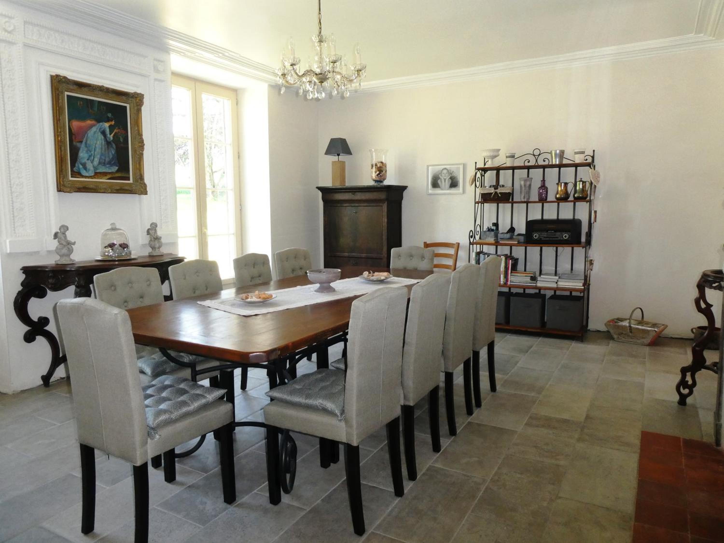 Photo 19