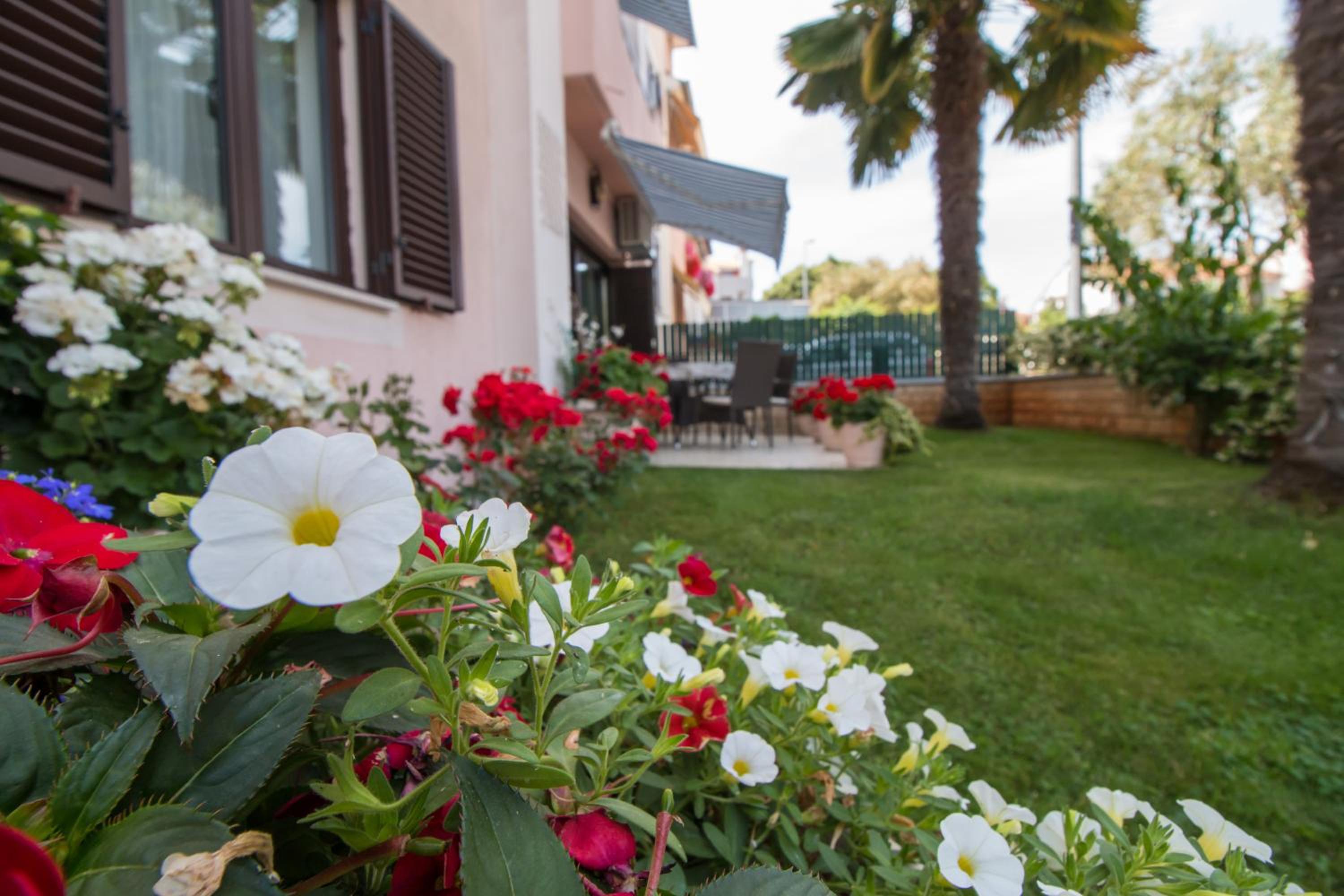 Apartments Mila