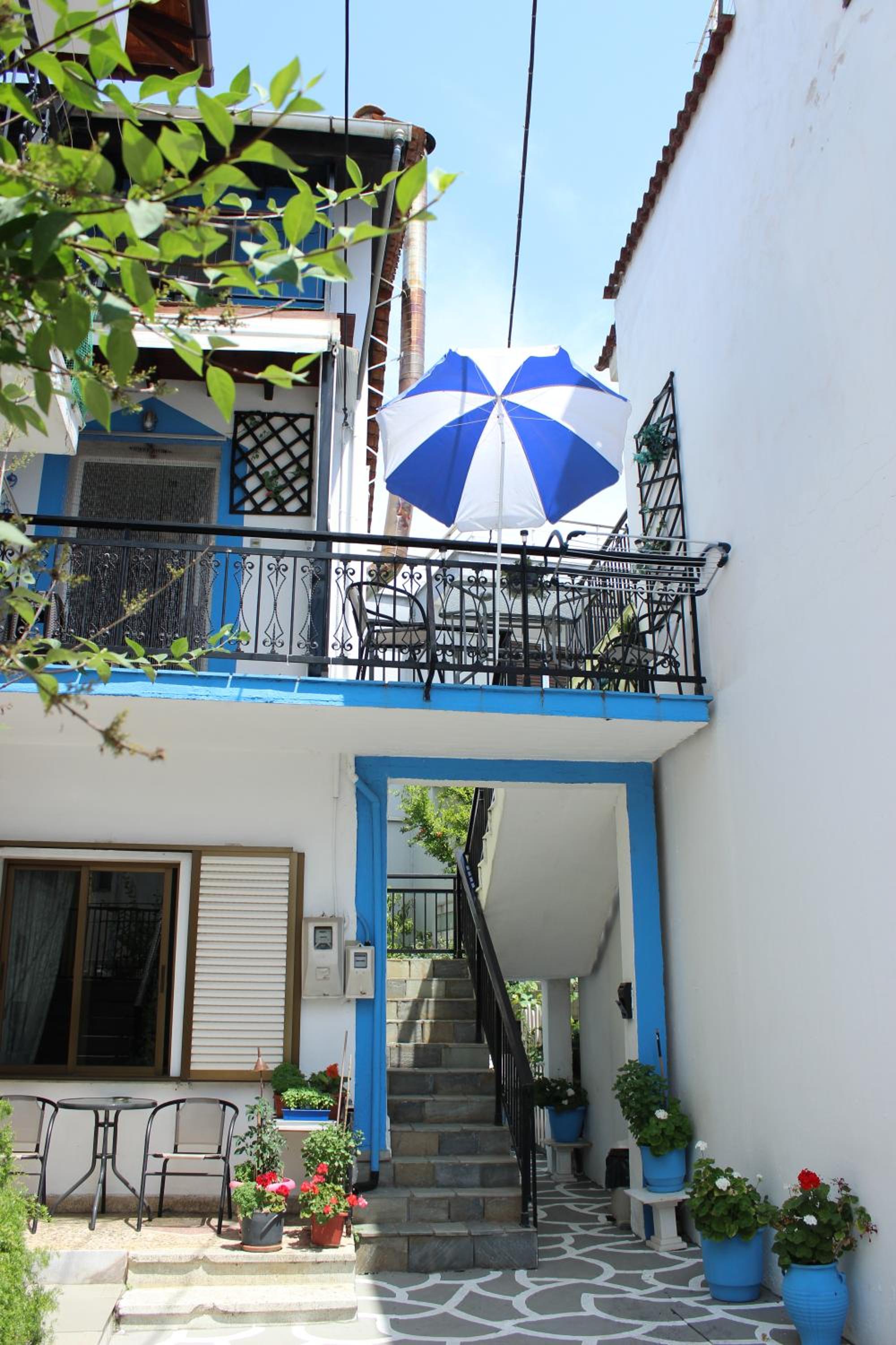 Photo 15