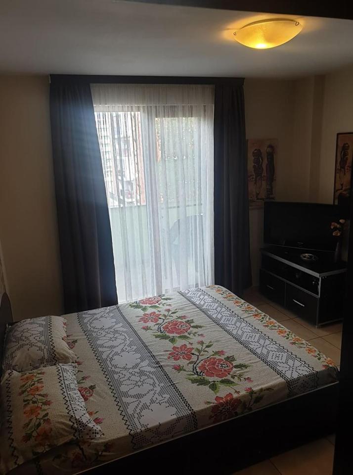 Nick Apartments