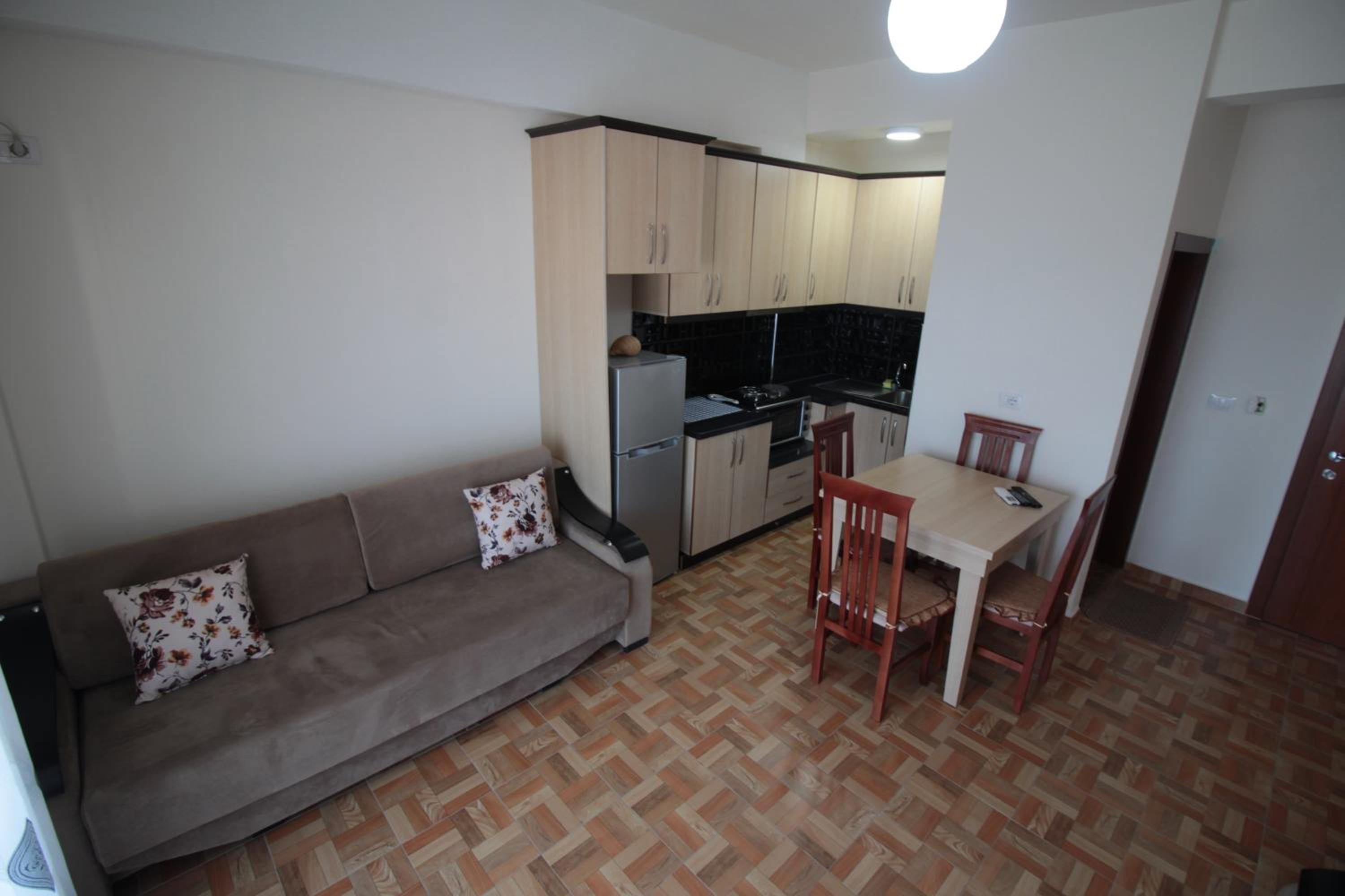 Doka Center Apartments