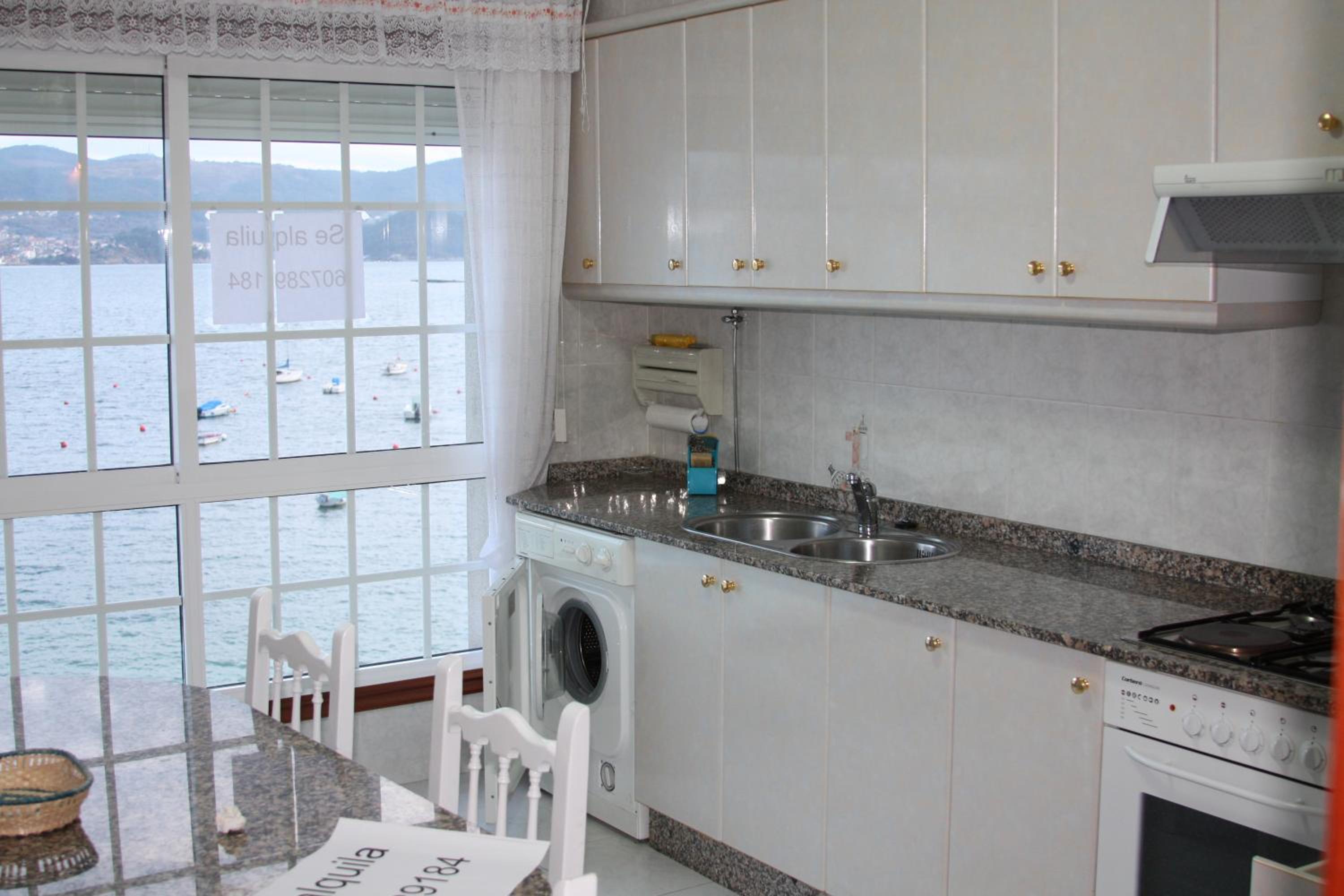 Apartmentos Vistamar Galicia Raxó view 4