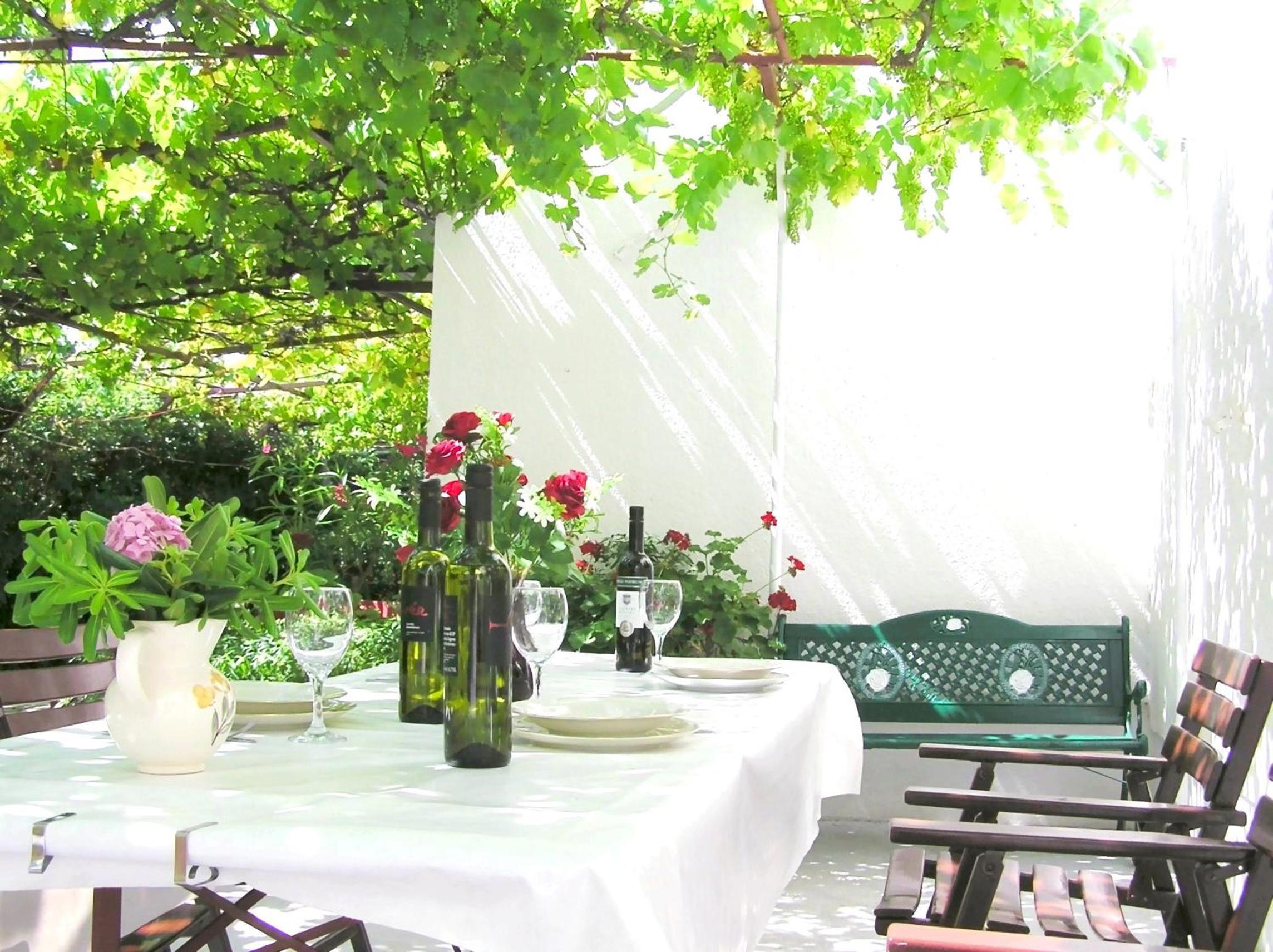 Holiday House Jure