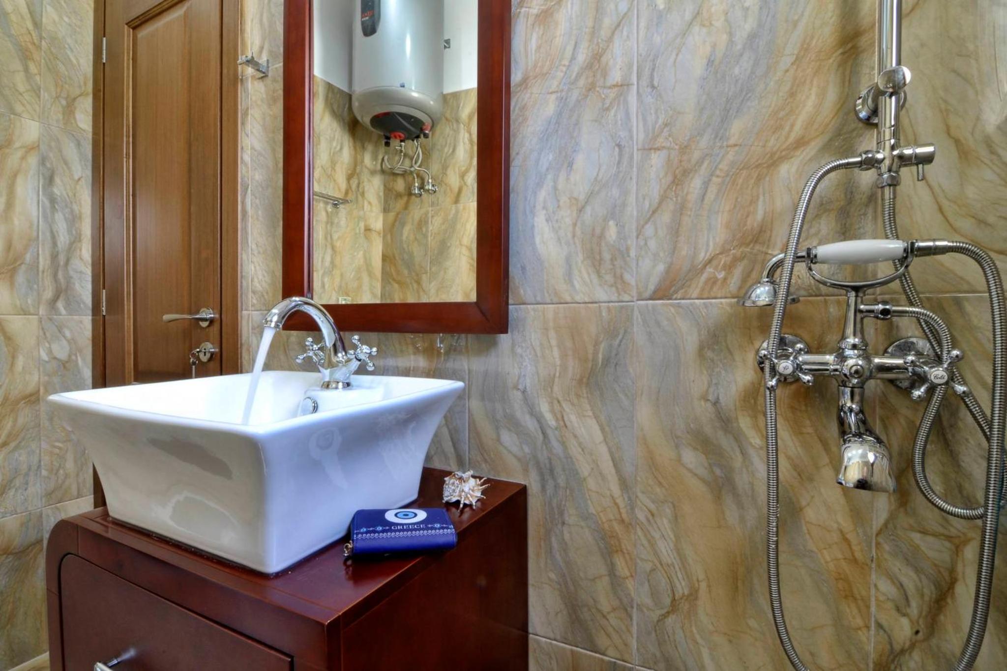 Markisia's Luxury Corfu Town Apartment view 5