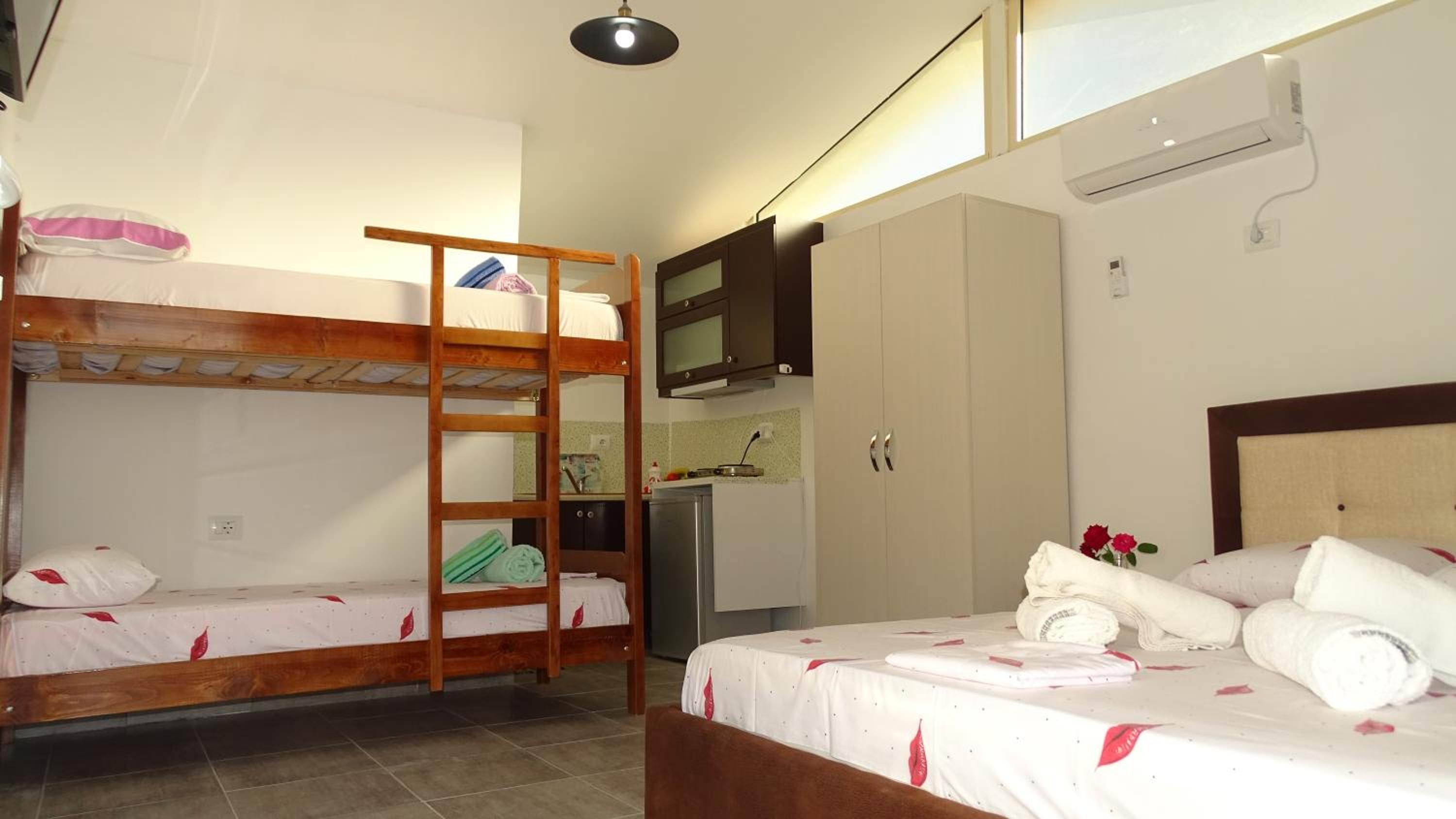 Seaside Cabin Ksamil