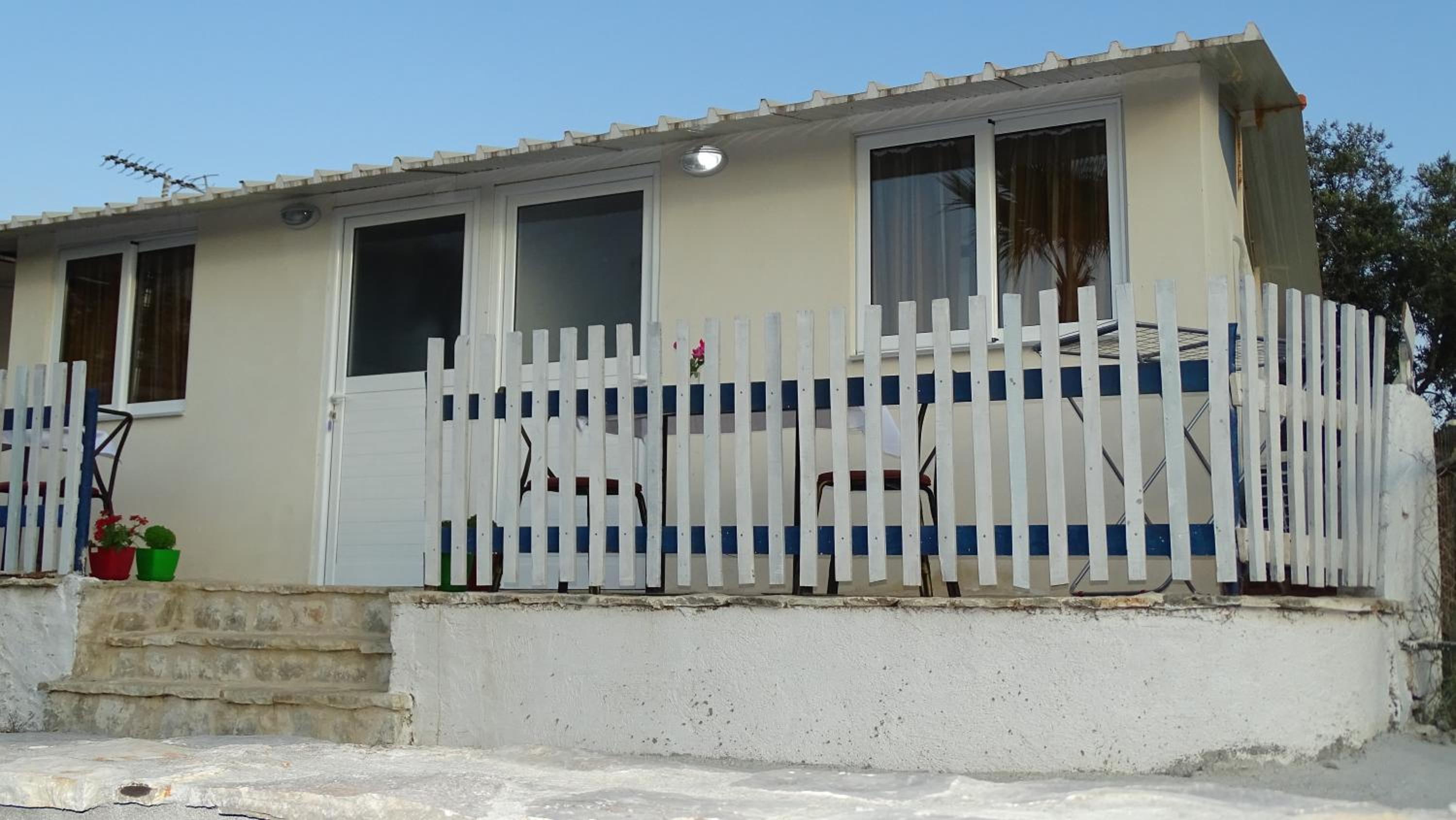 Seaside Cabin Ksamil