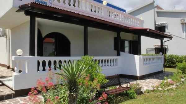 ARA-TALAN view 5