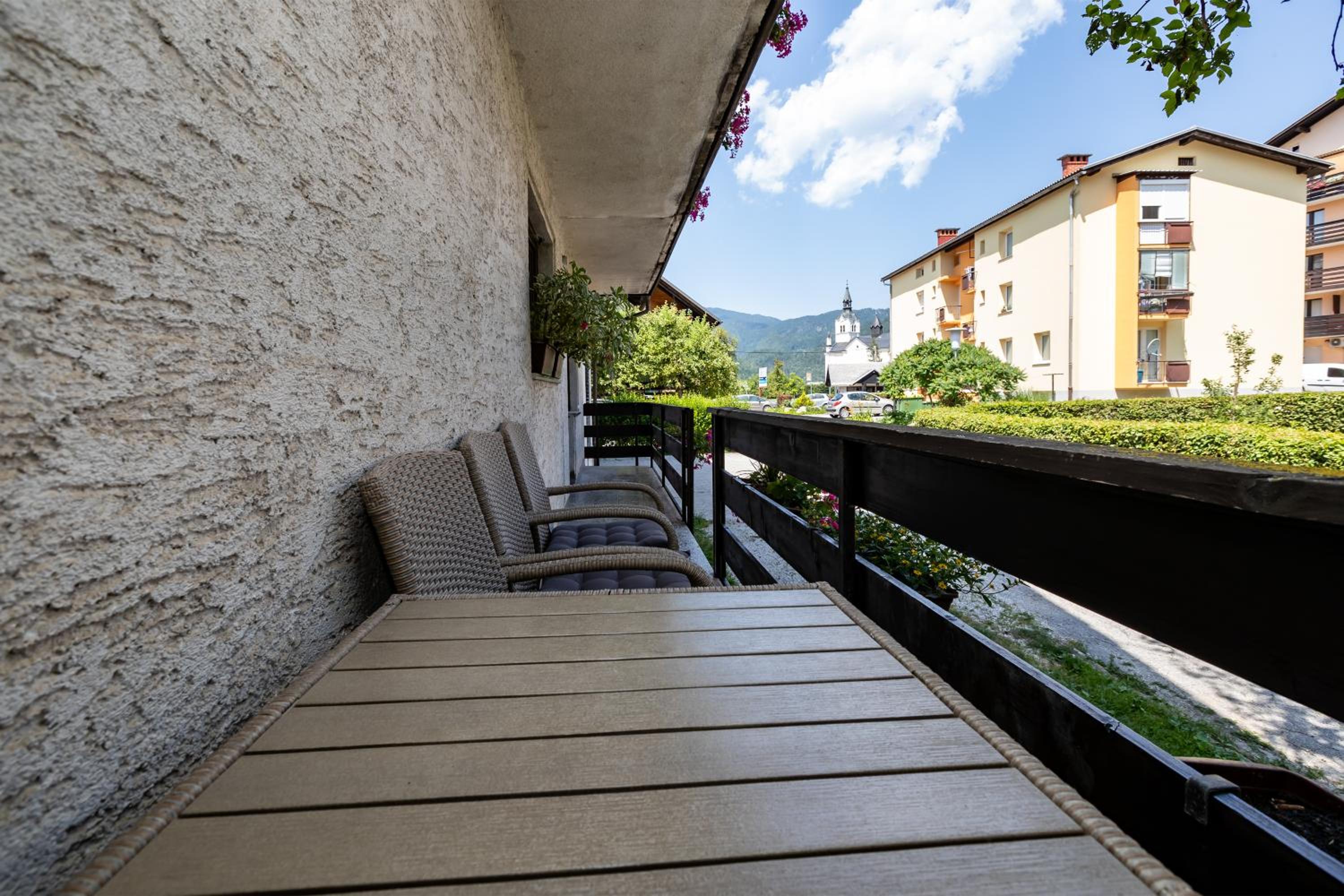 Apartma J.E.Ž. view 2
