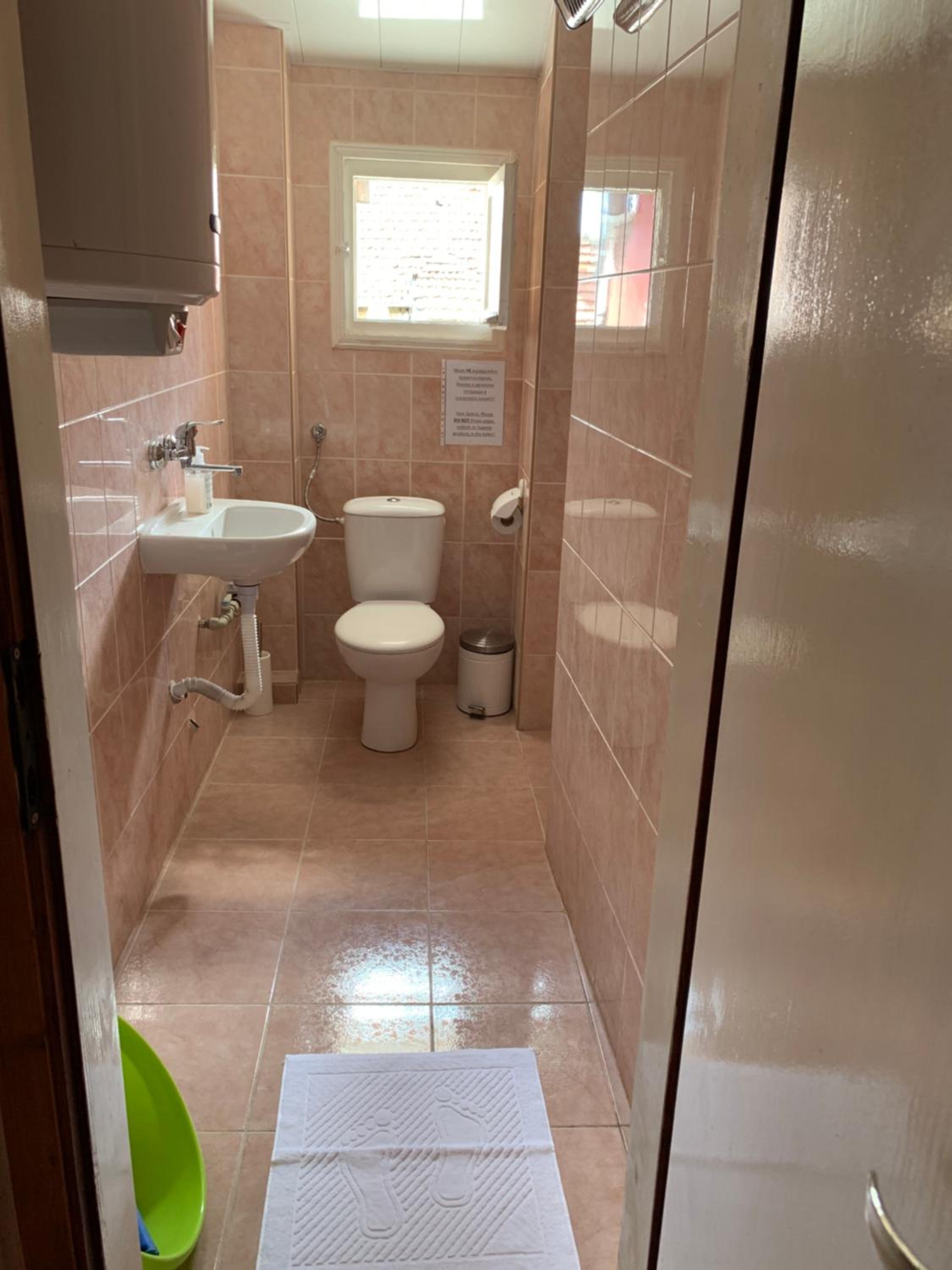 Guest Rooms Donovi