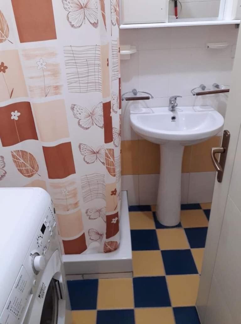 Popi Rooms