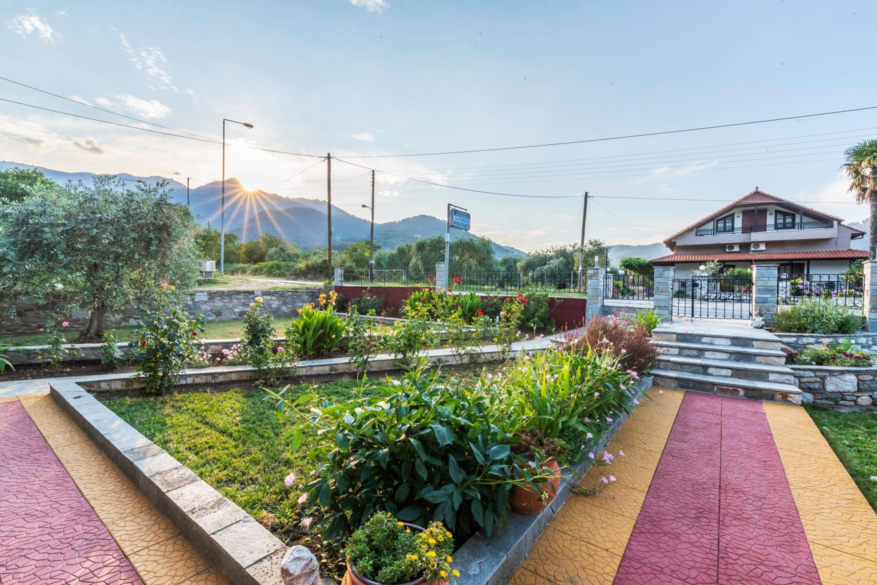 Katerina Rooms & Apartments