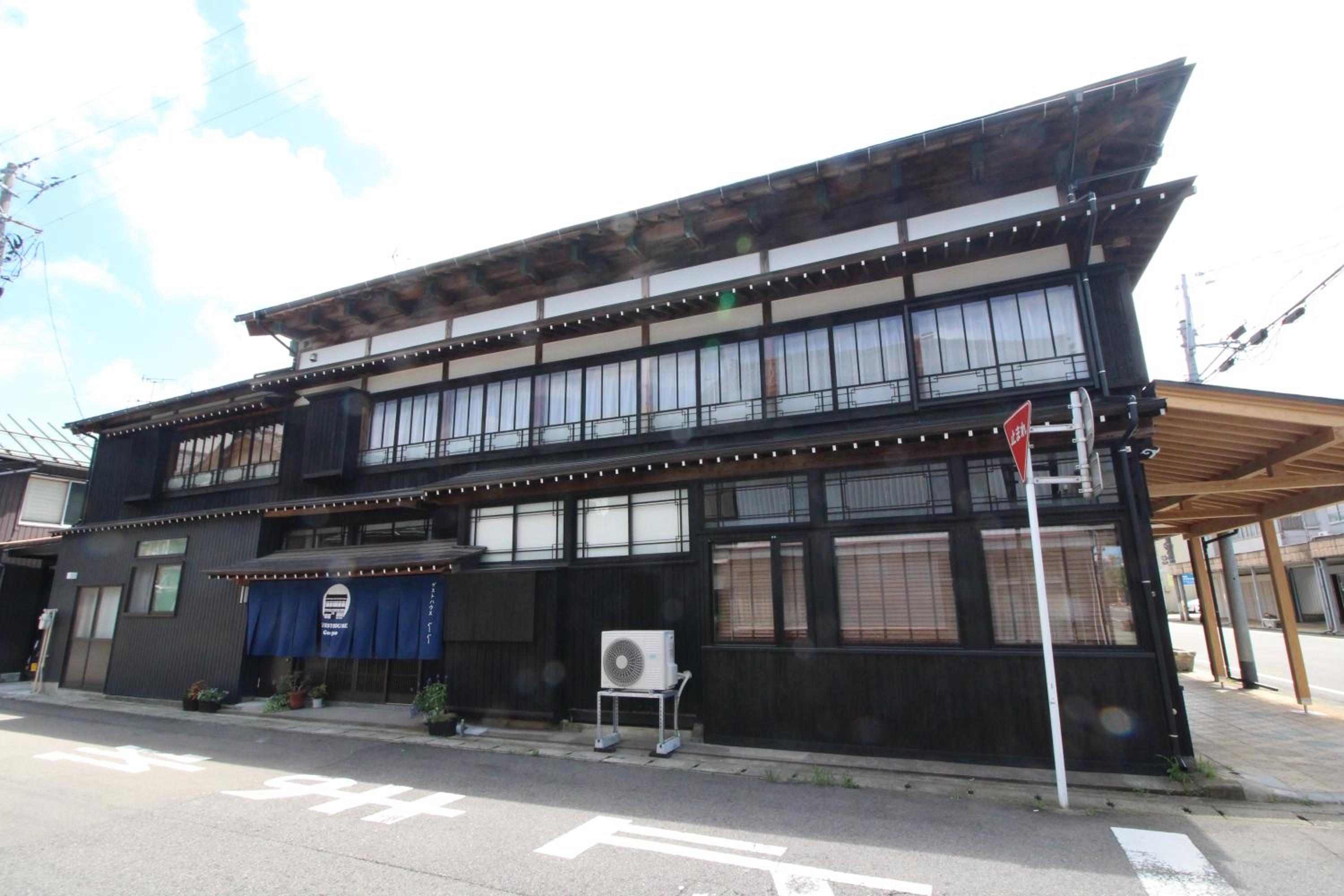 Photo 28