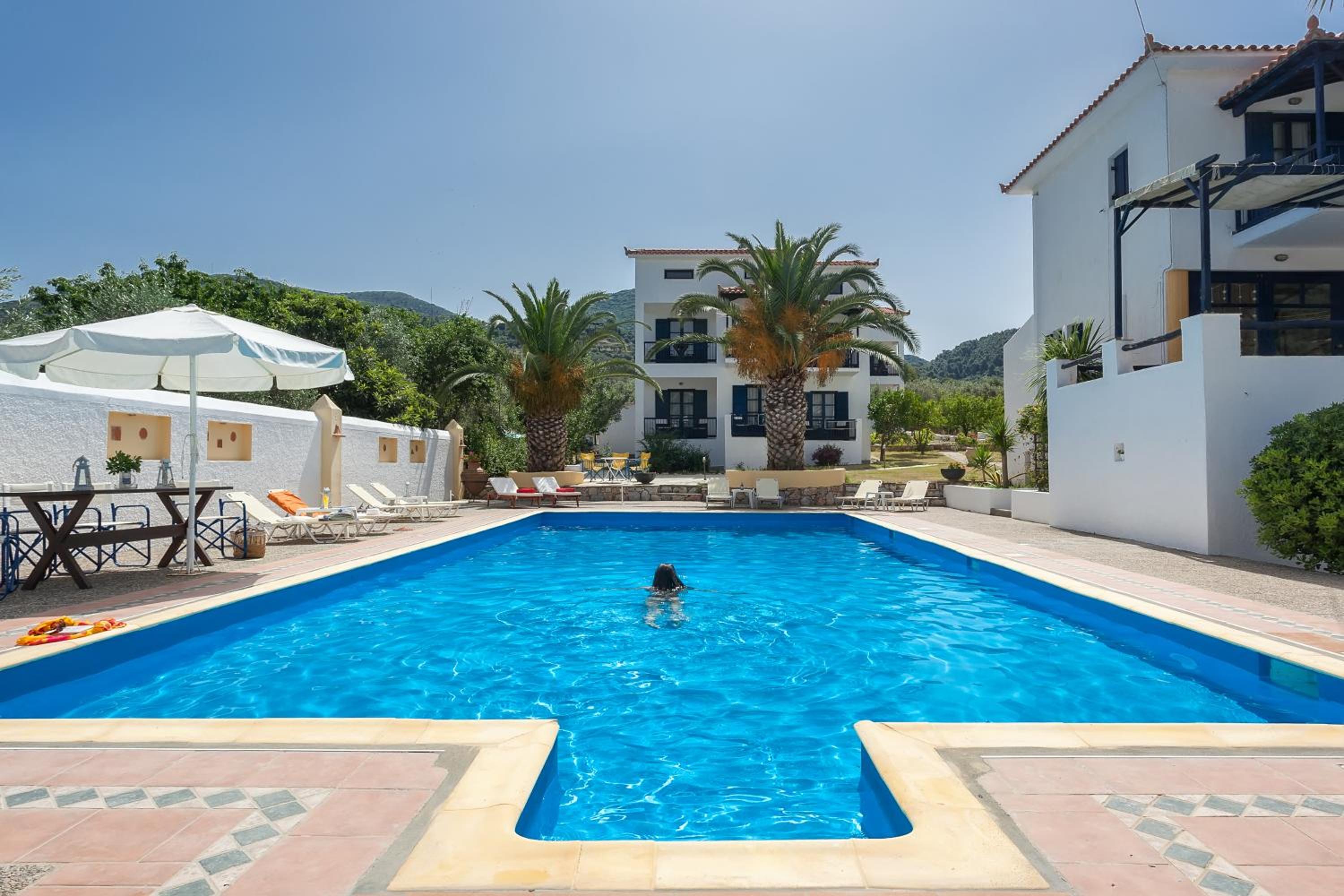 swimming pool