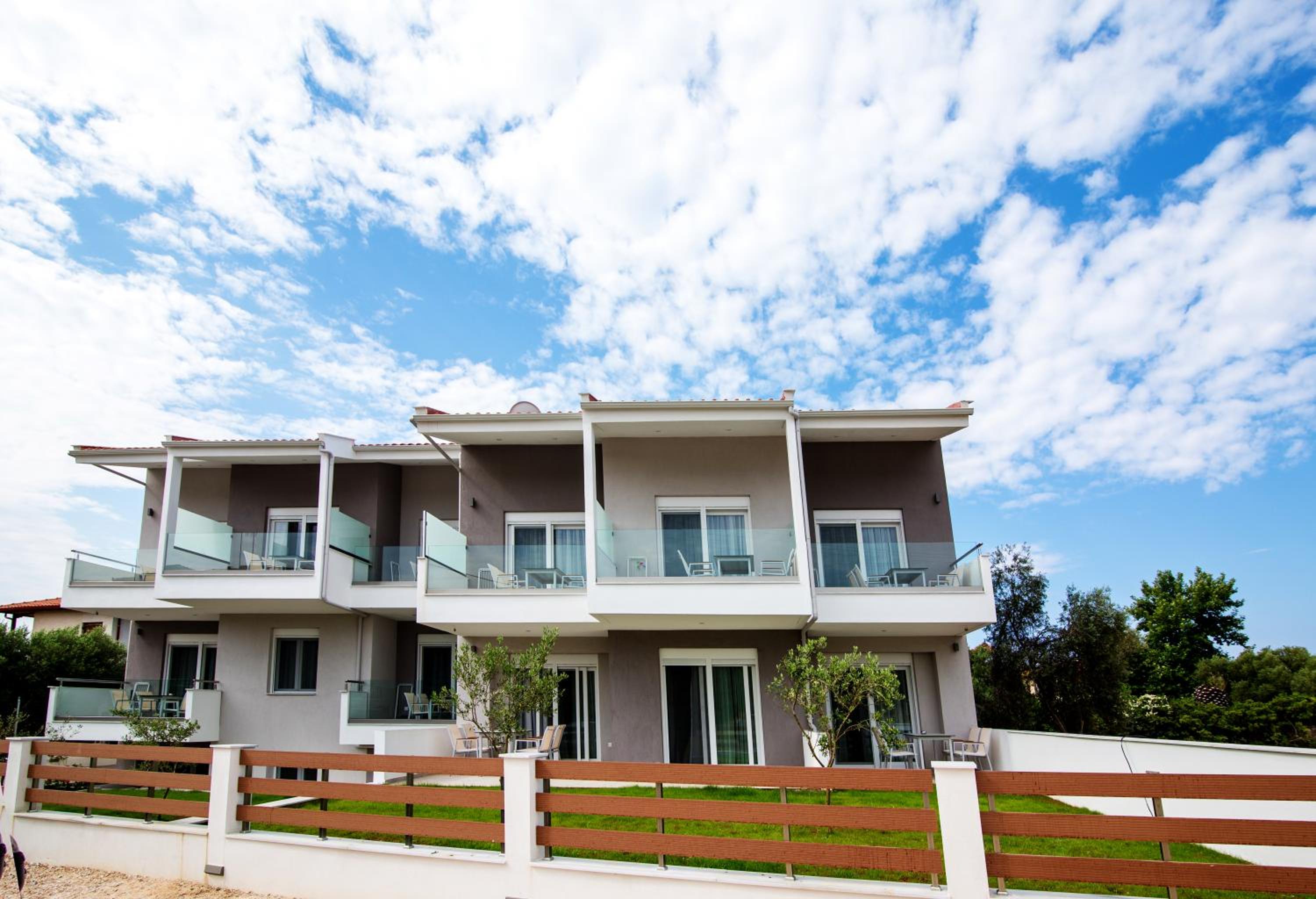 The PAPOUTSAKIS Apartments view 4