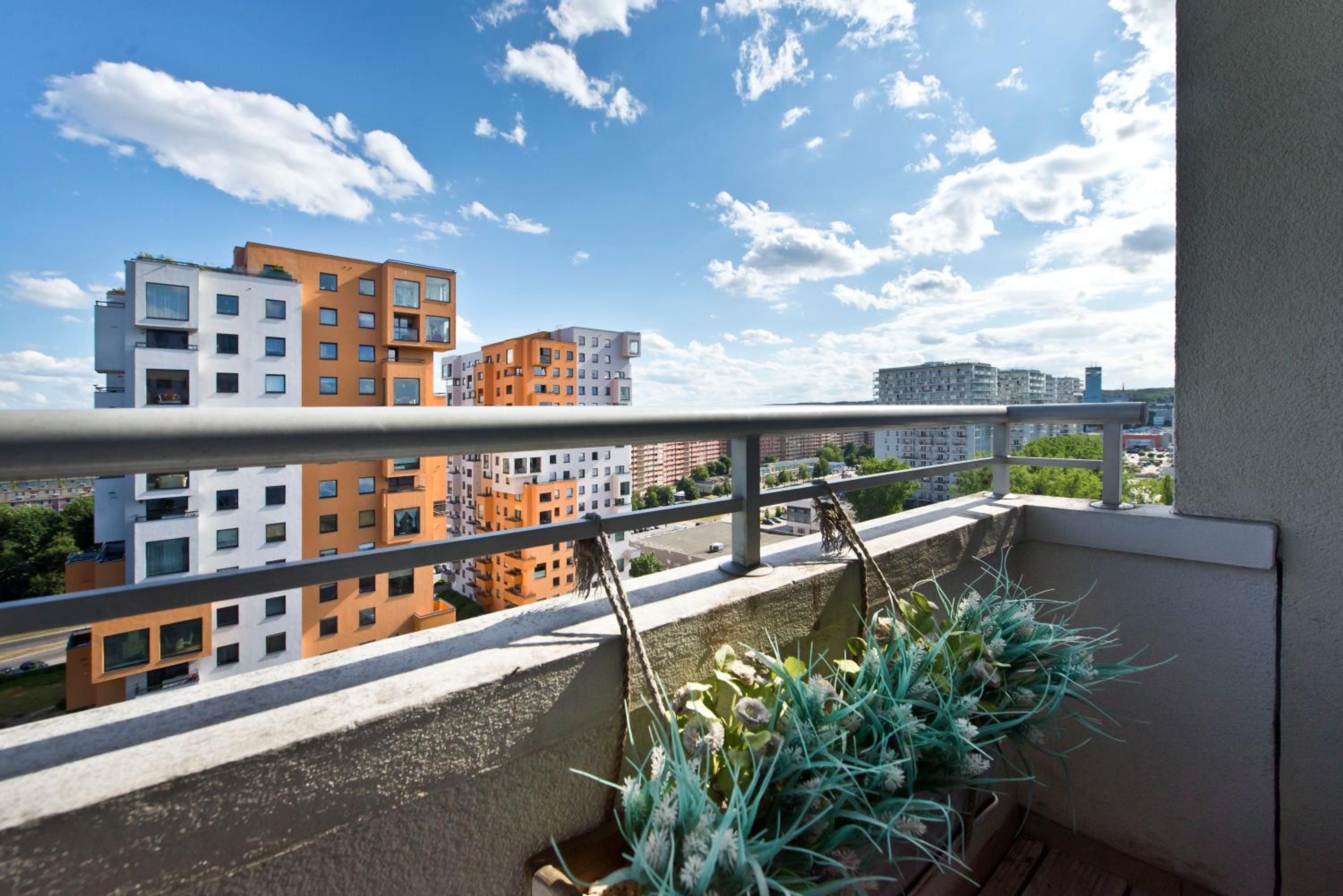 Wake Up To Baltic Views AON Apartment Just Minutes From Beach