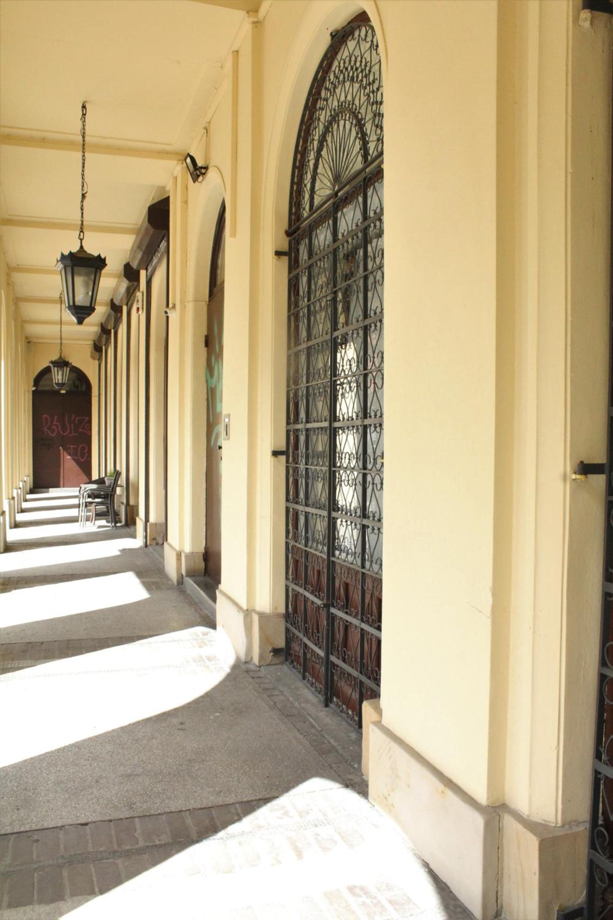 Stylish studio in the heart of the city. view 3