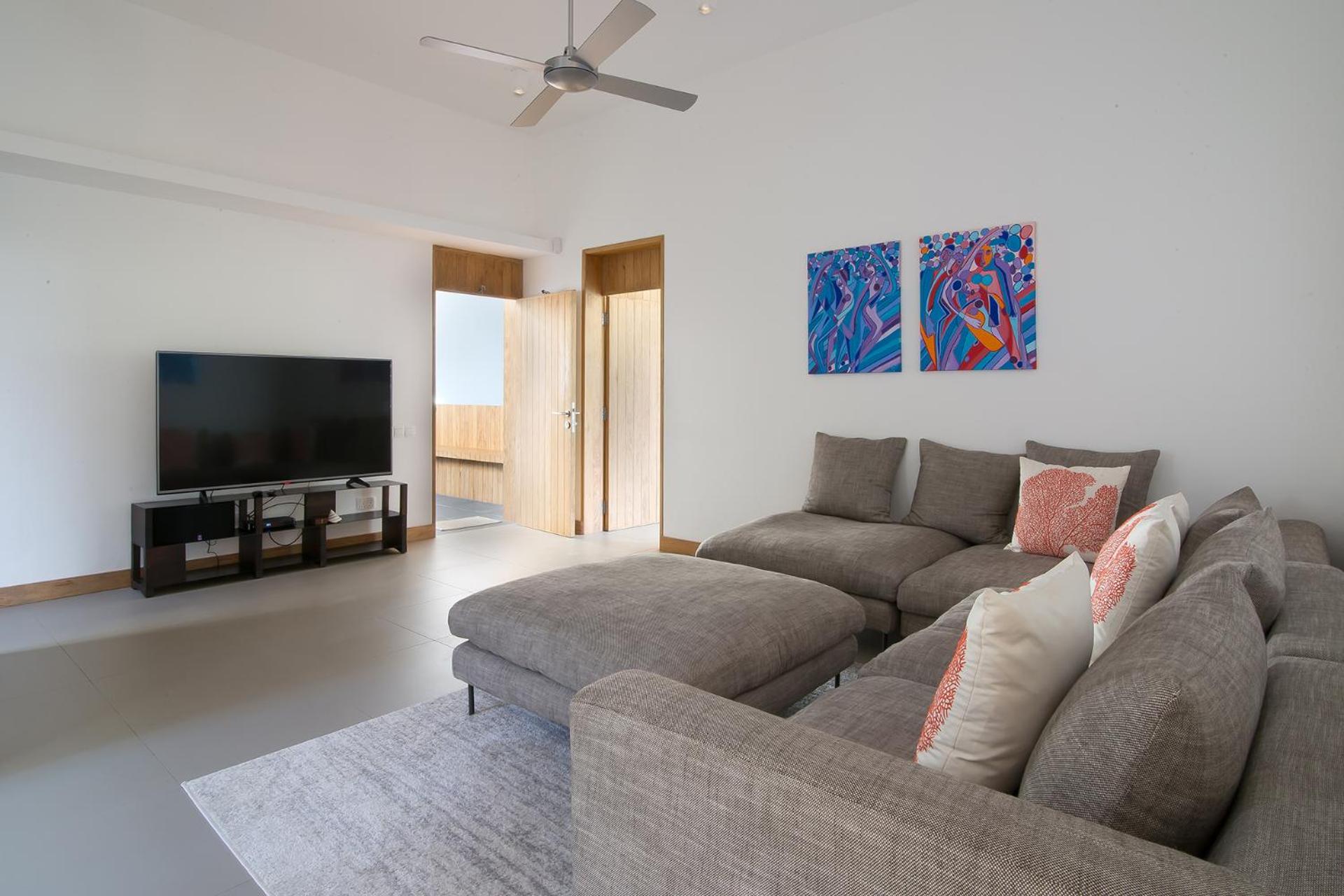 AquaBlu Villa
