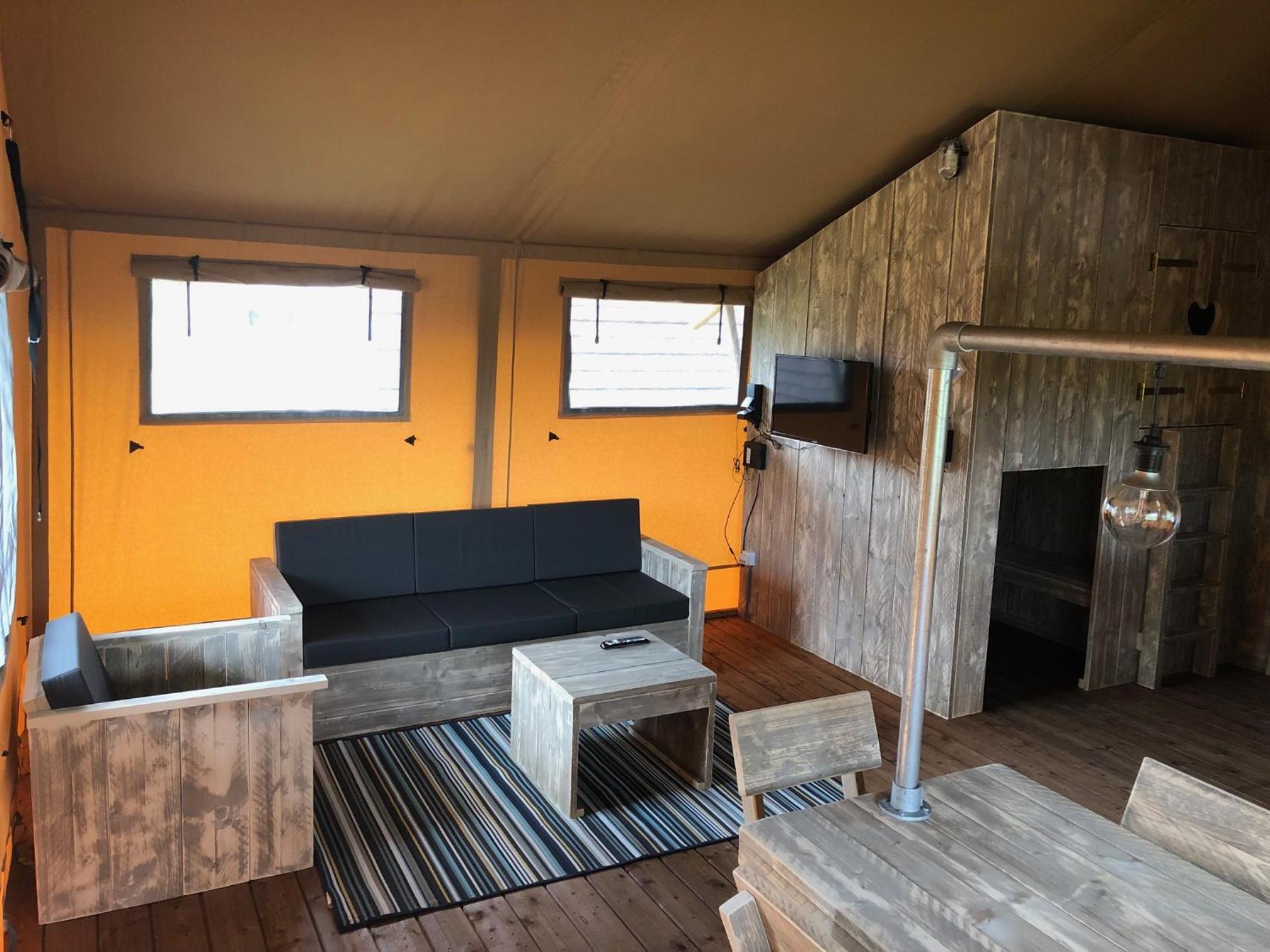 Photo 70