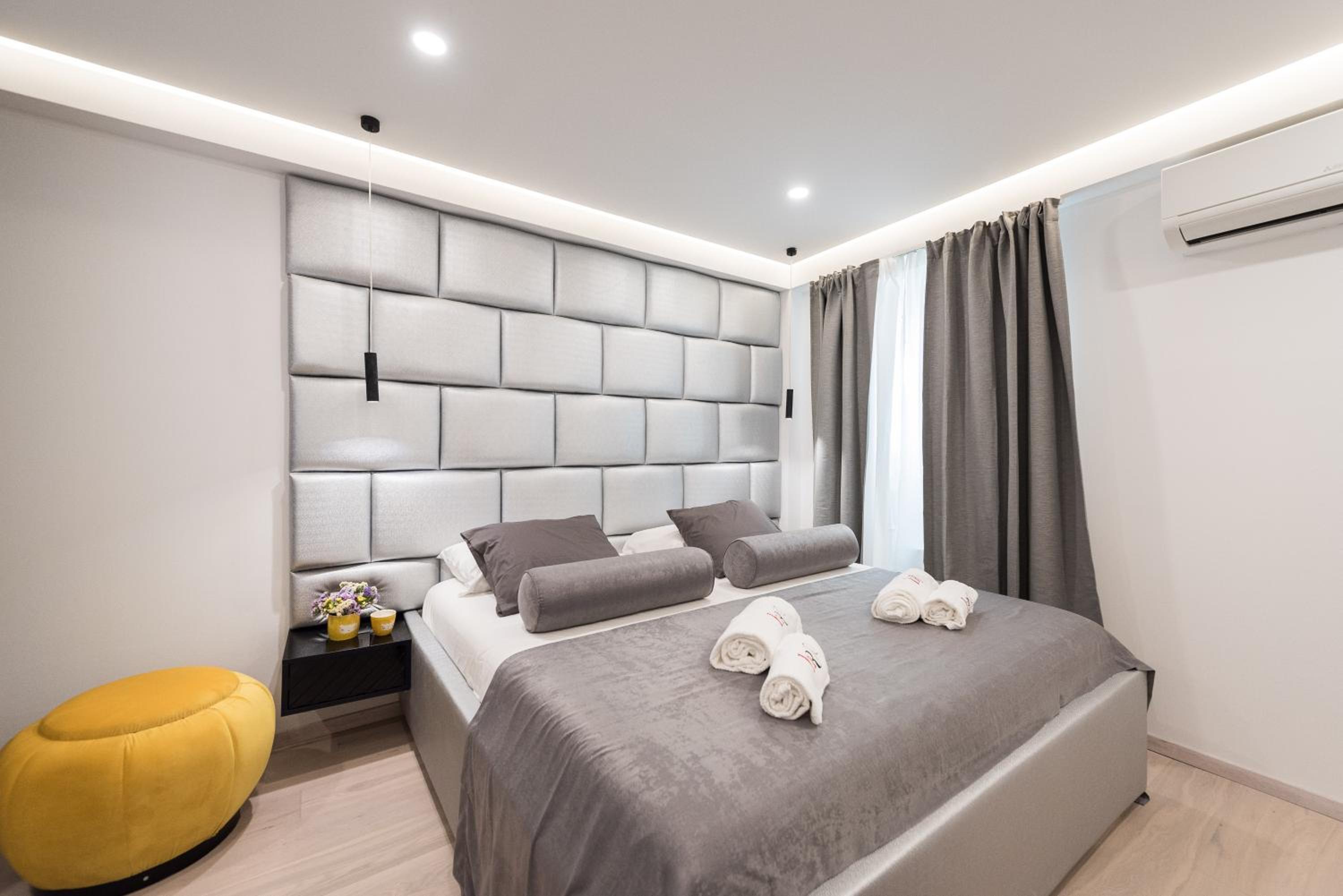 10 Heritage Rooms