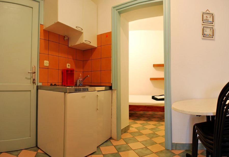 Apartments Martina Brist view 5