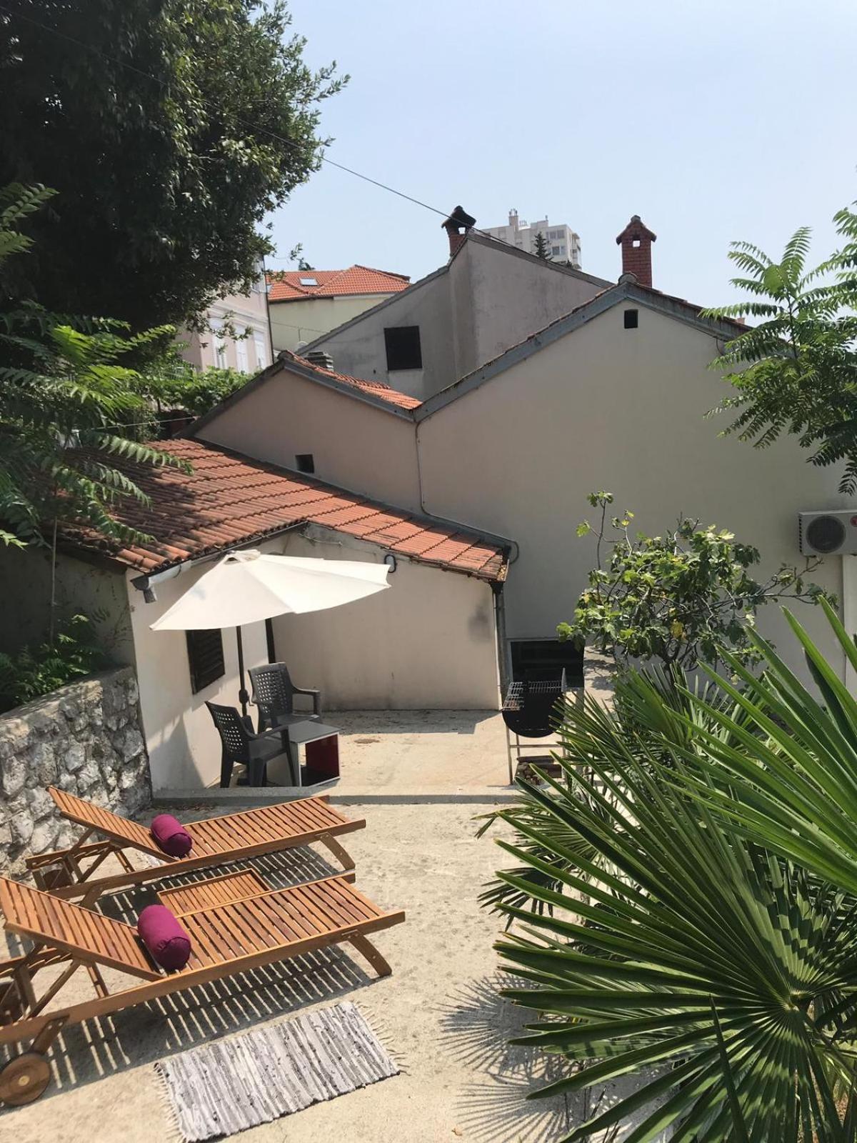 Kuća za odmor City Oasis view 3