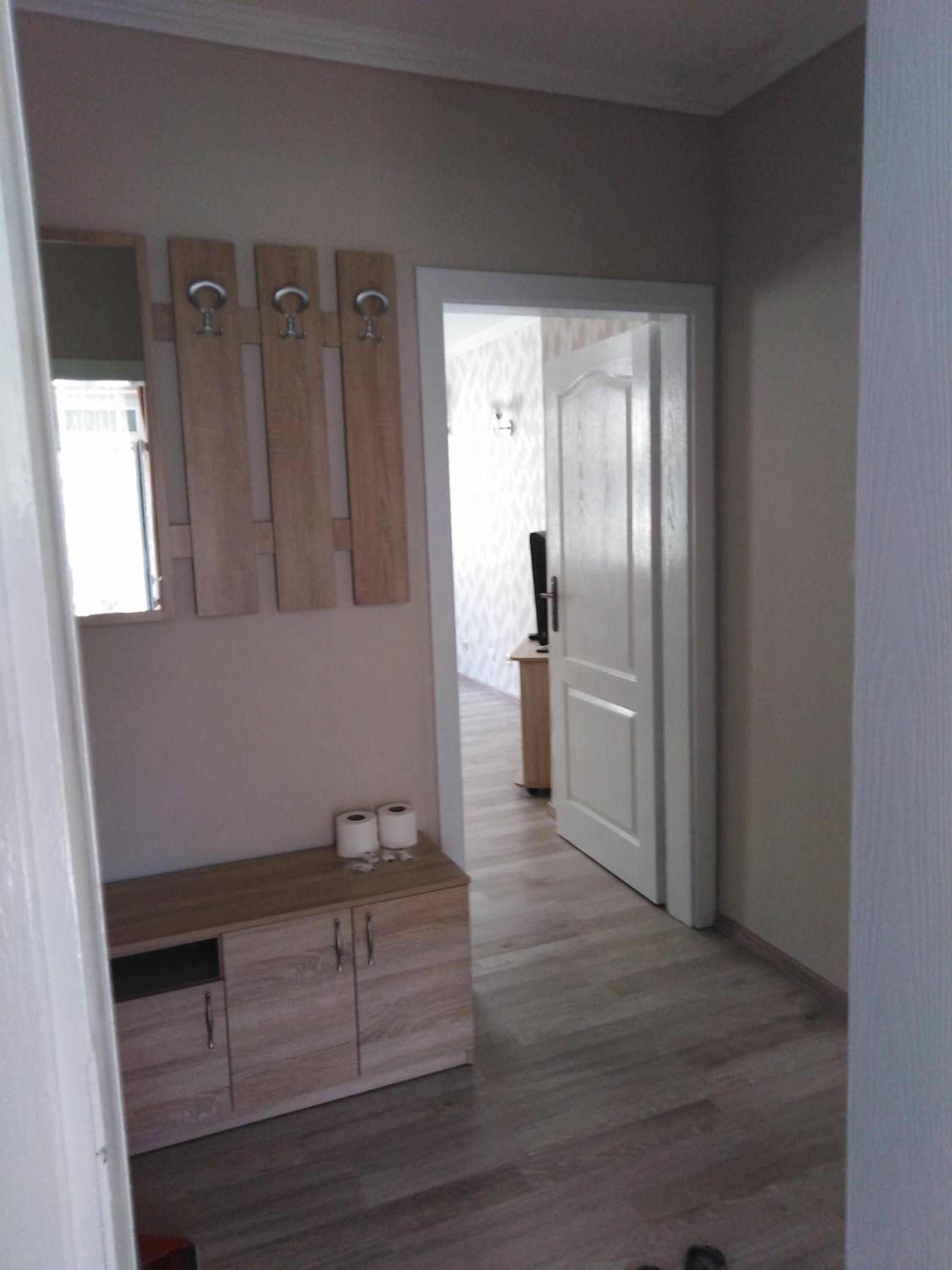 Apartment See Breeze