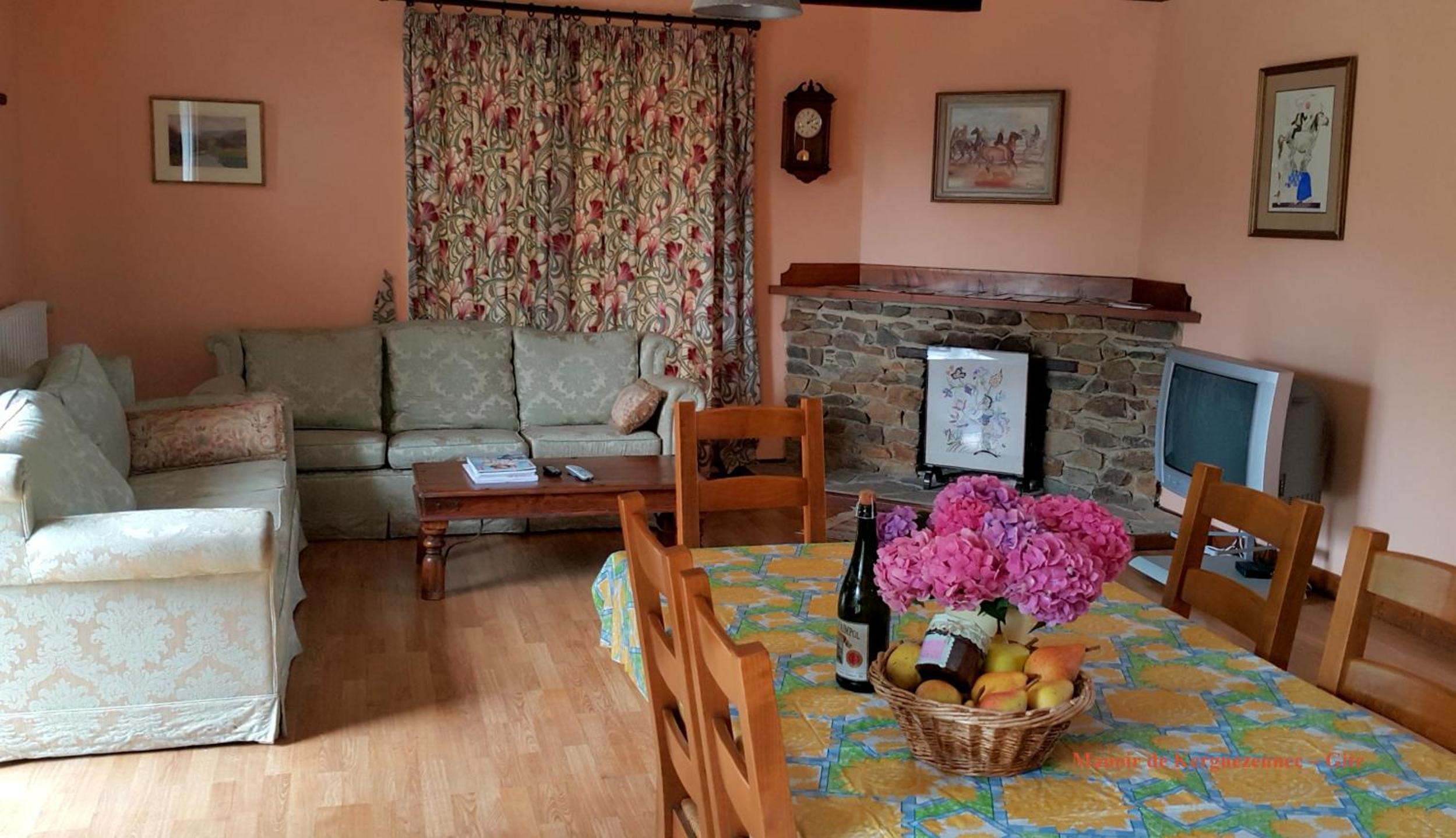 Manoir de Kerguezennec Holiday Home view 4