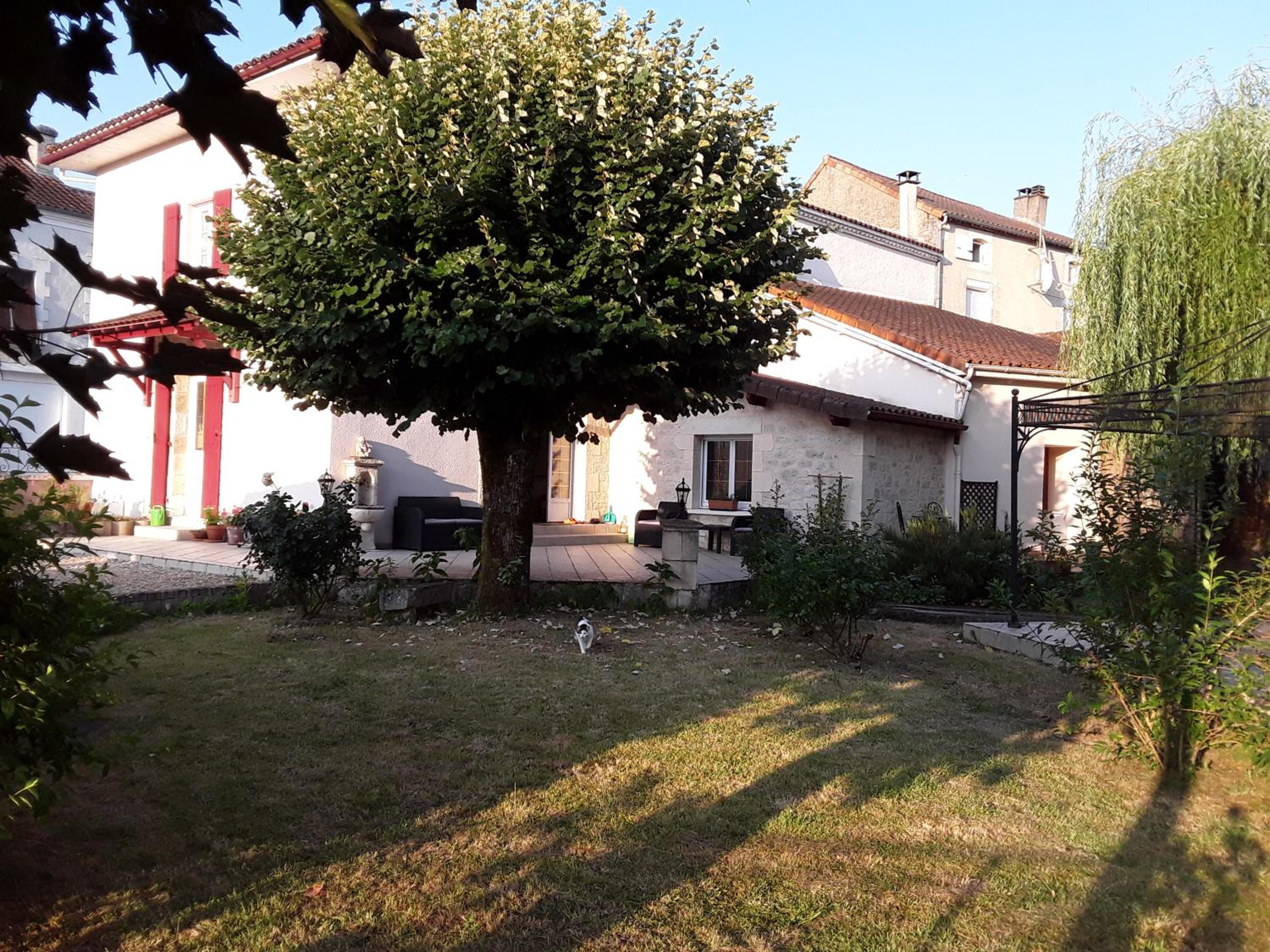 Chez Domi Jardin du bourg