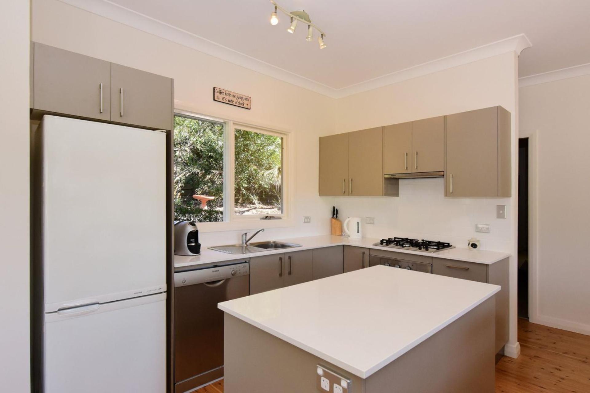 Bimbadeen Comfortable country styled house