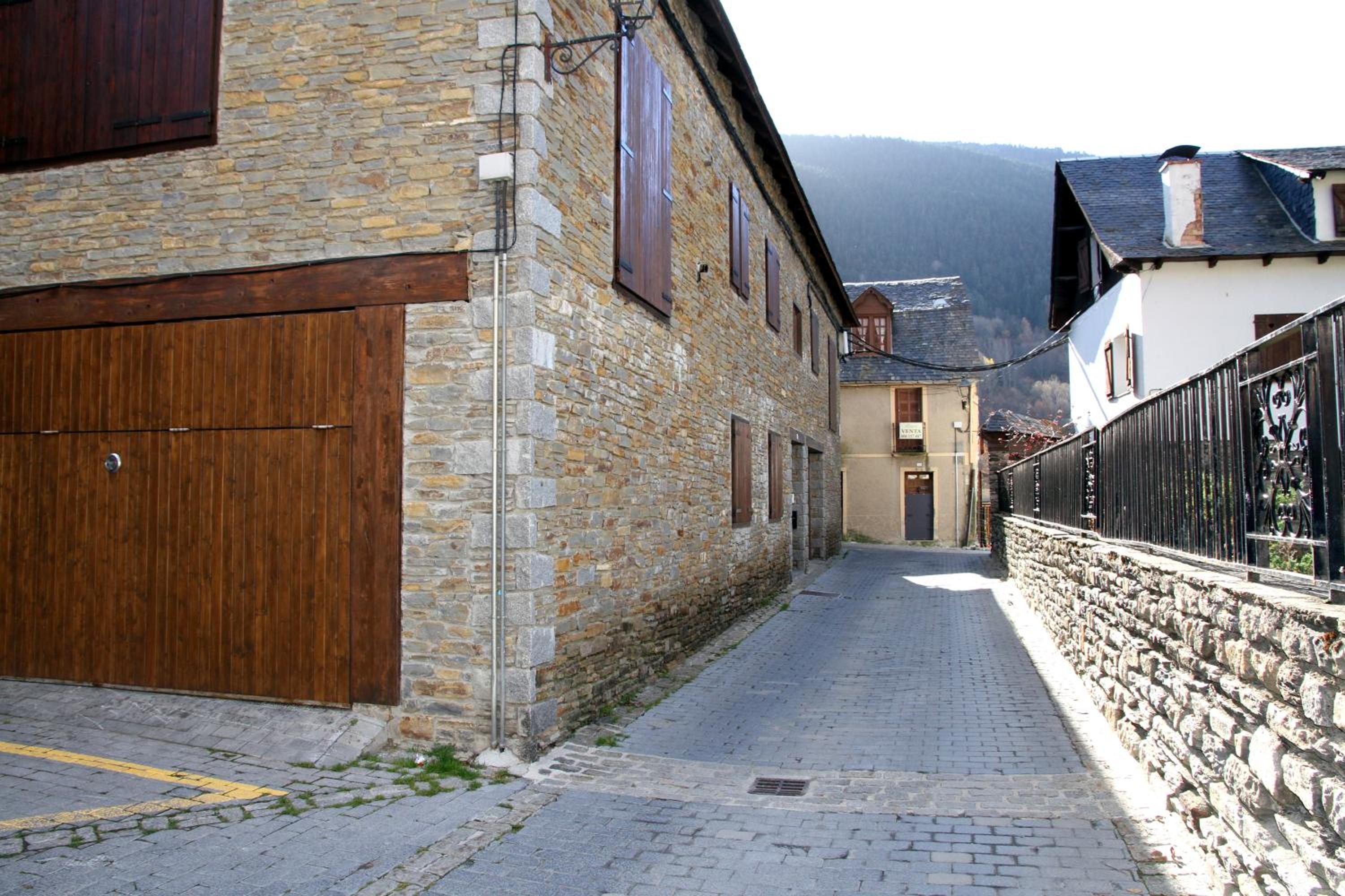 Salardu centro atico duplex NA photo 4