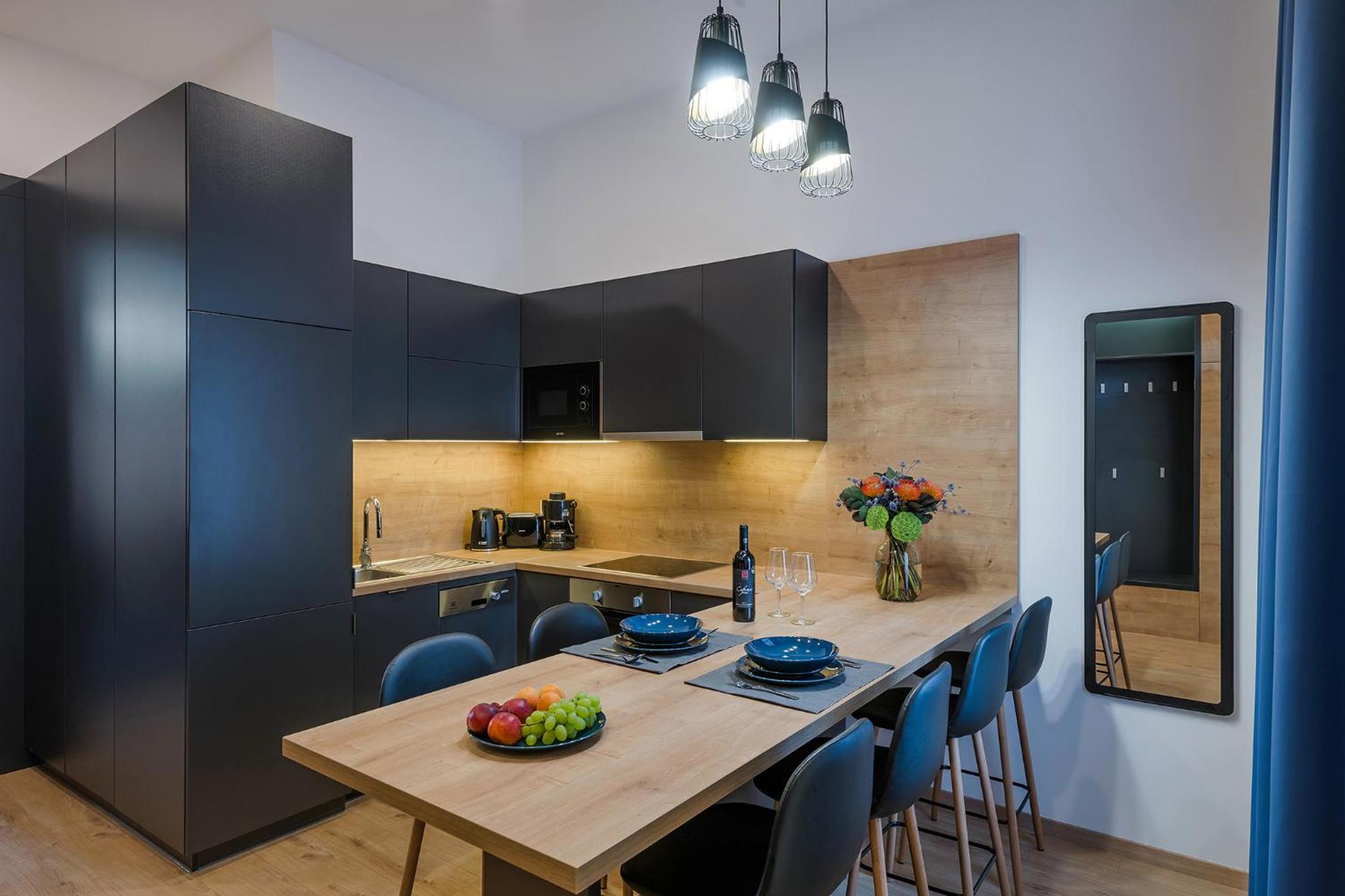 High End Suite Klauzal with AC