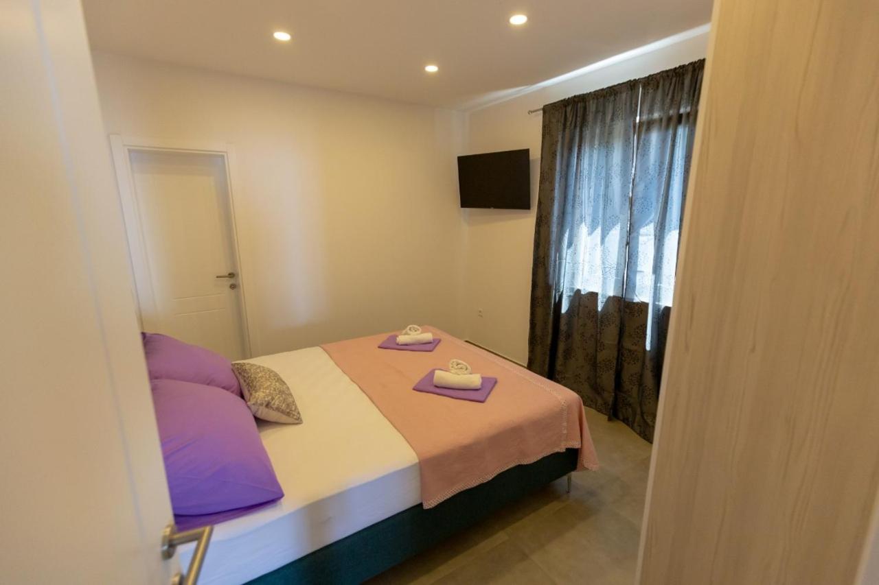 Mia & Ante Apartman view 3