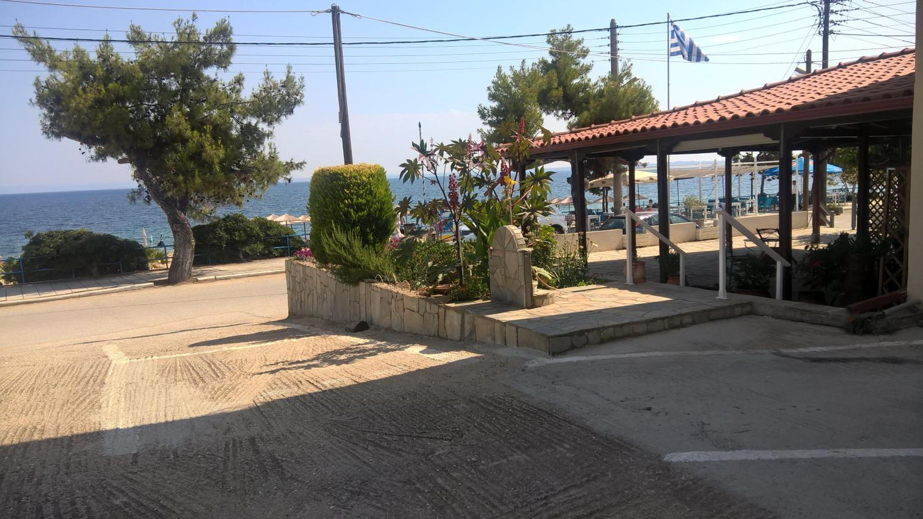 Gkoloi Studios & Apartments