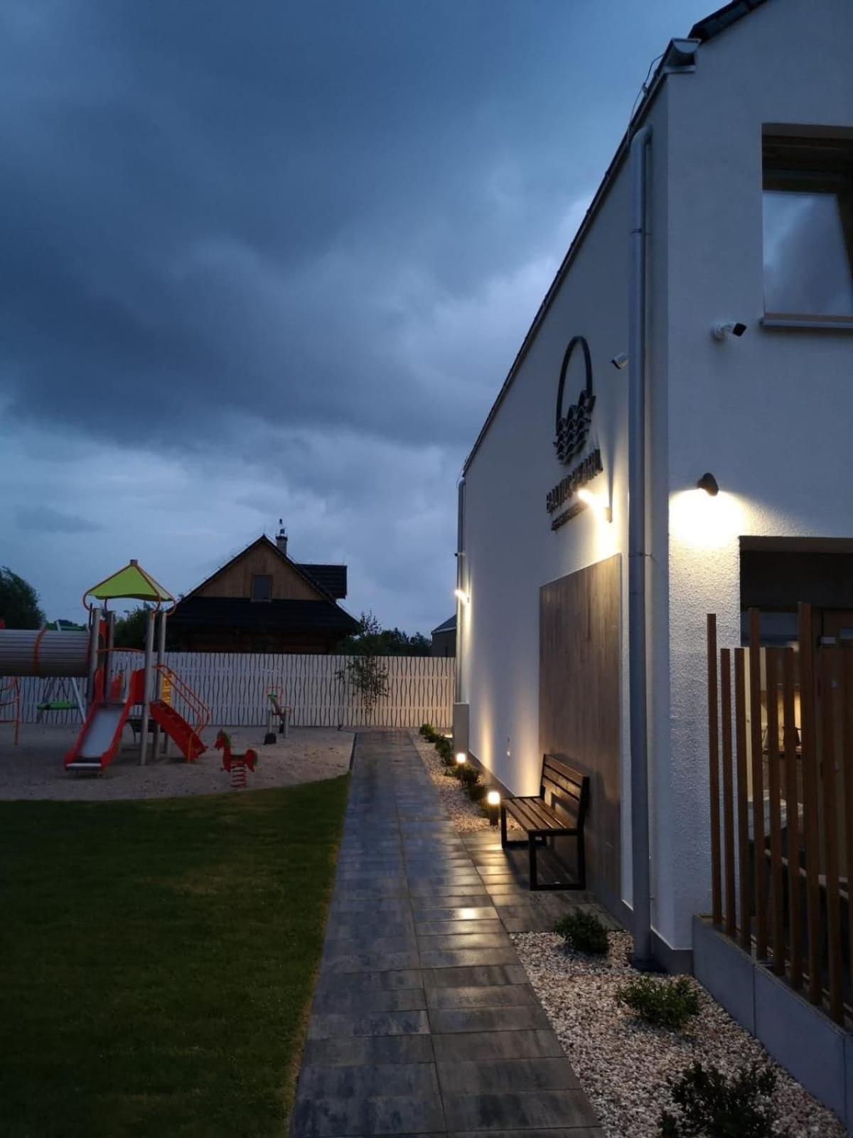 Photo 47