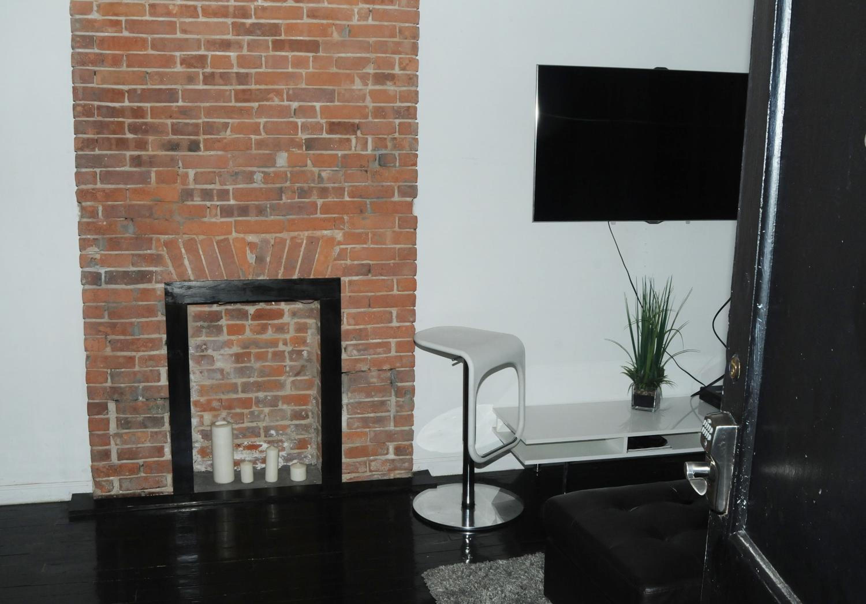 Plush Spacious 1 bedroom apt Williamsburg