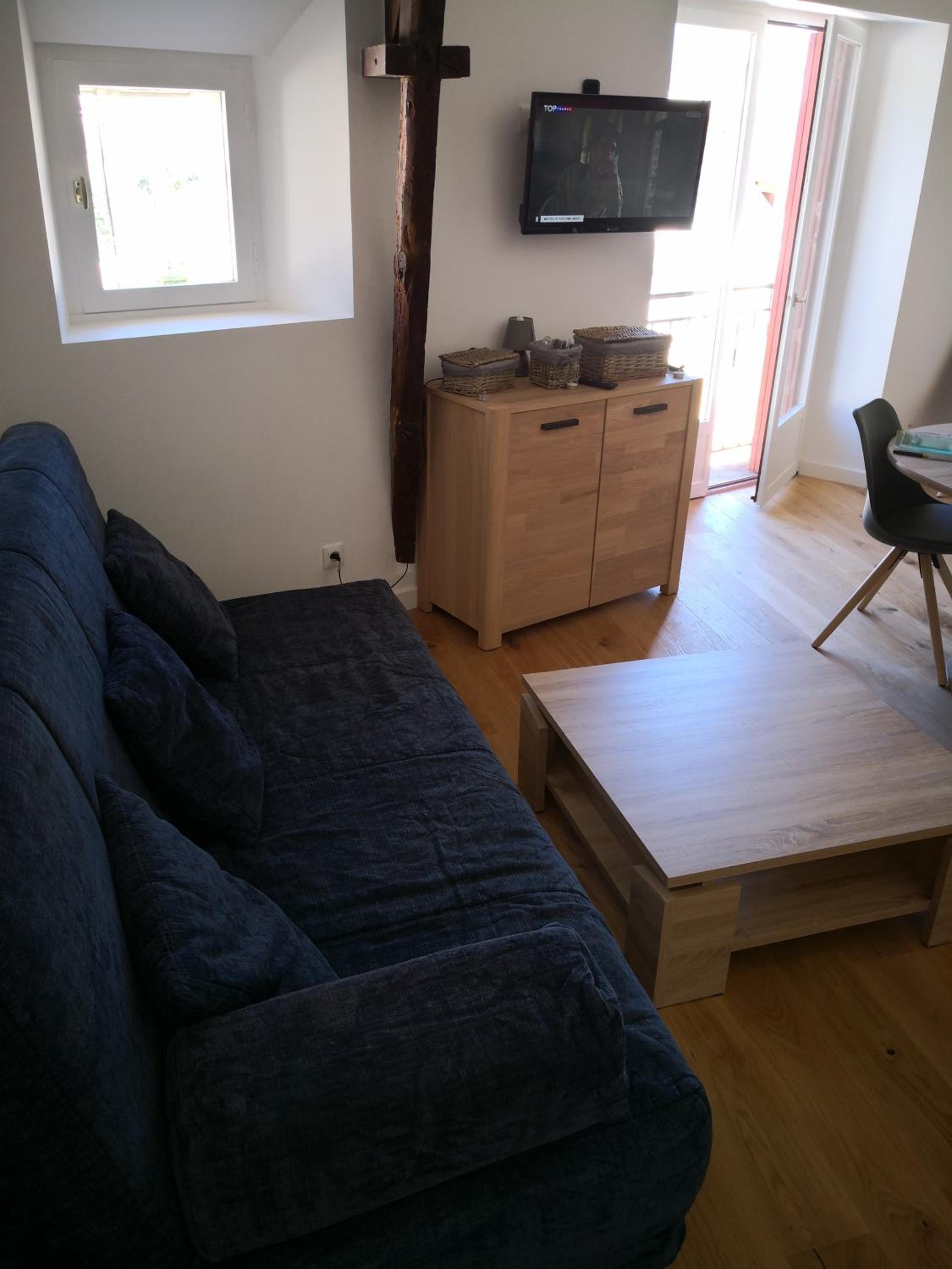 Appartement Rue Haute des Bains view 3