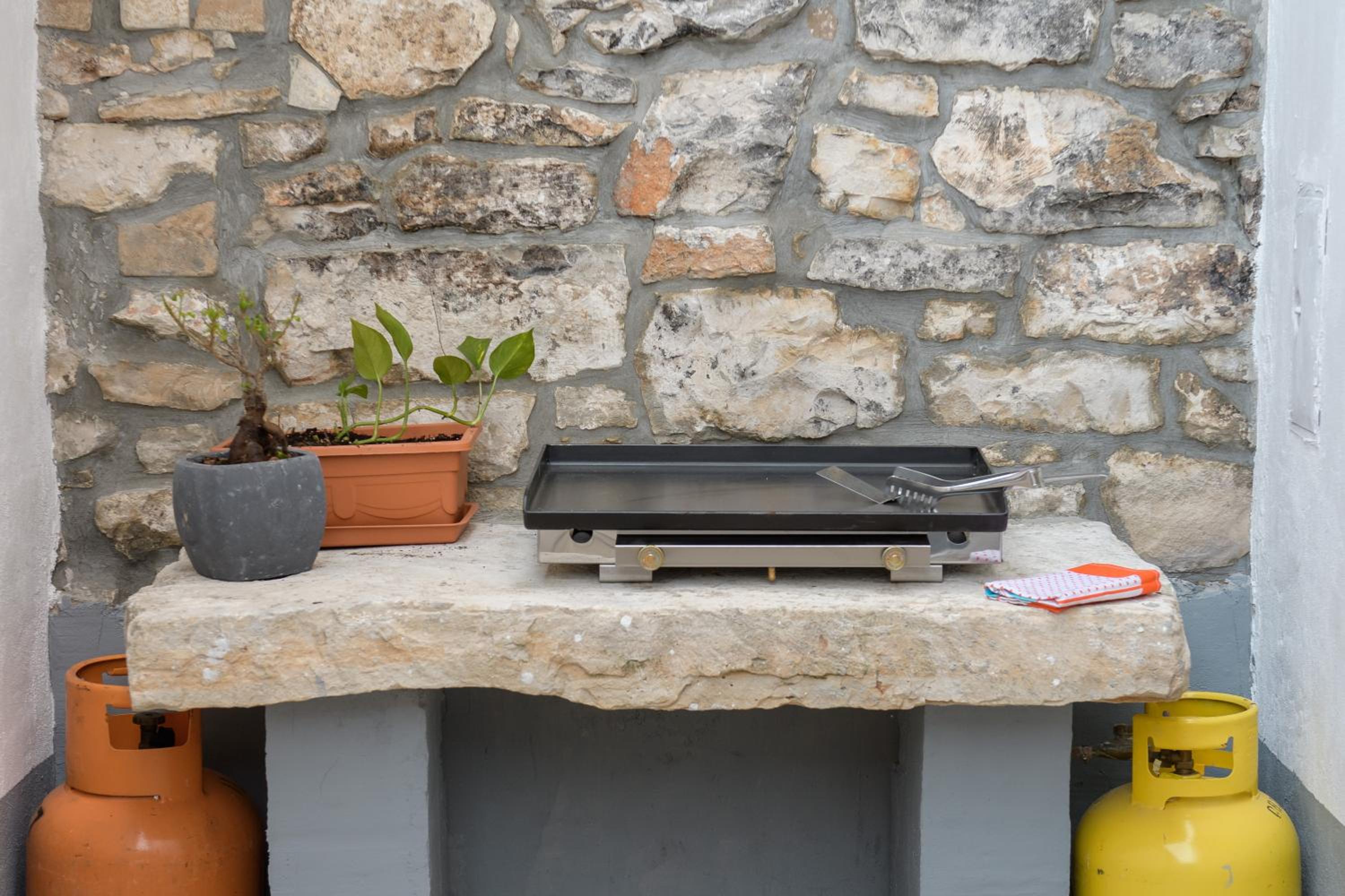 Holiday Home Giovanni Vabriga with private Jacuzzi