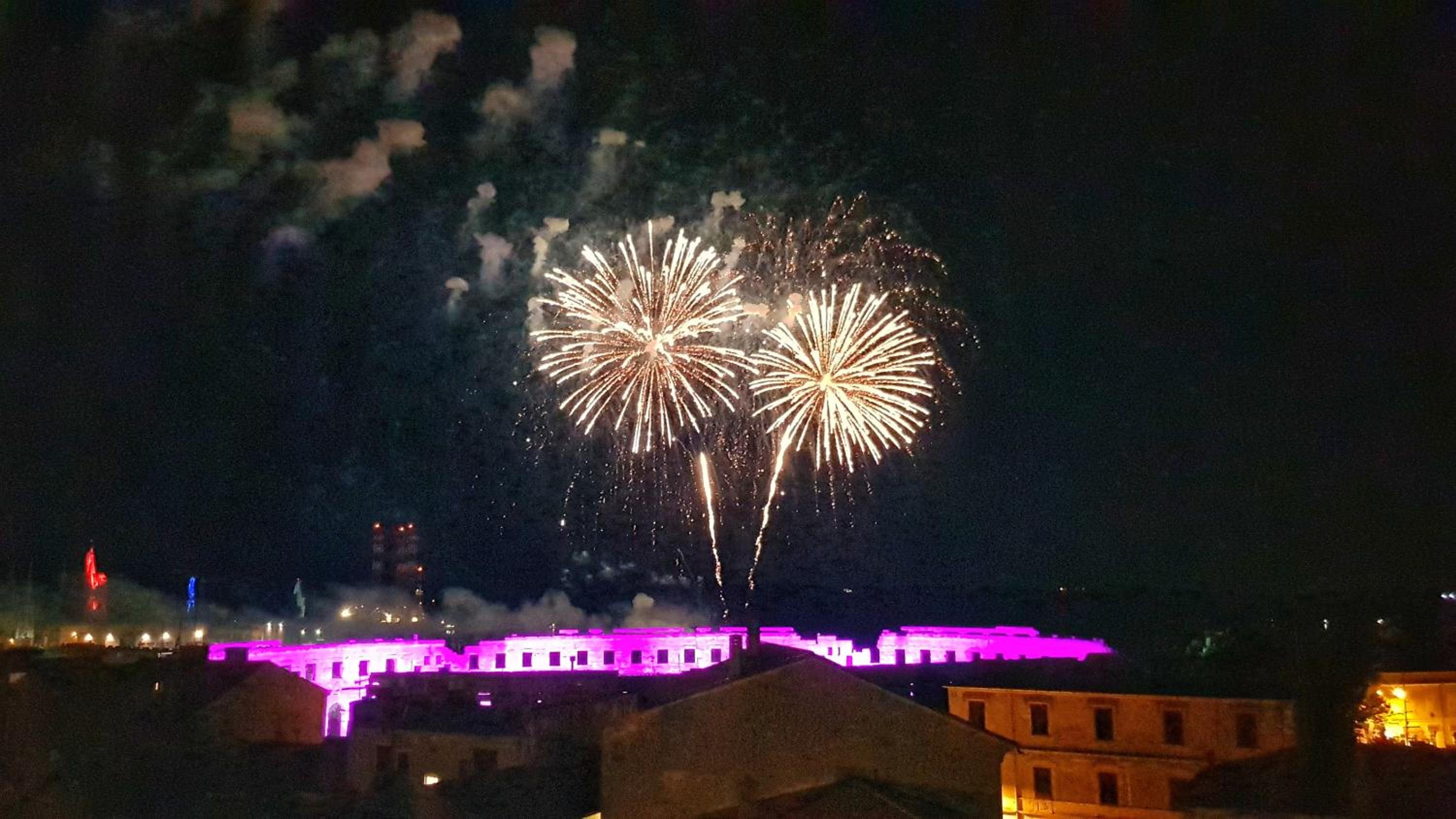 Apartments Dream in Arena 2 Pula Center FREE PARKING view 3