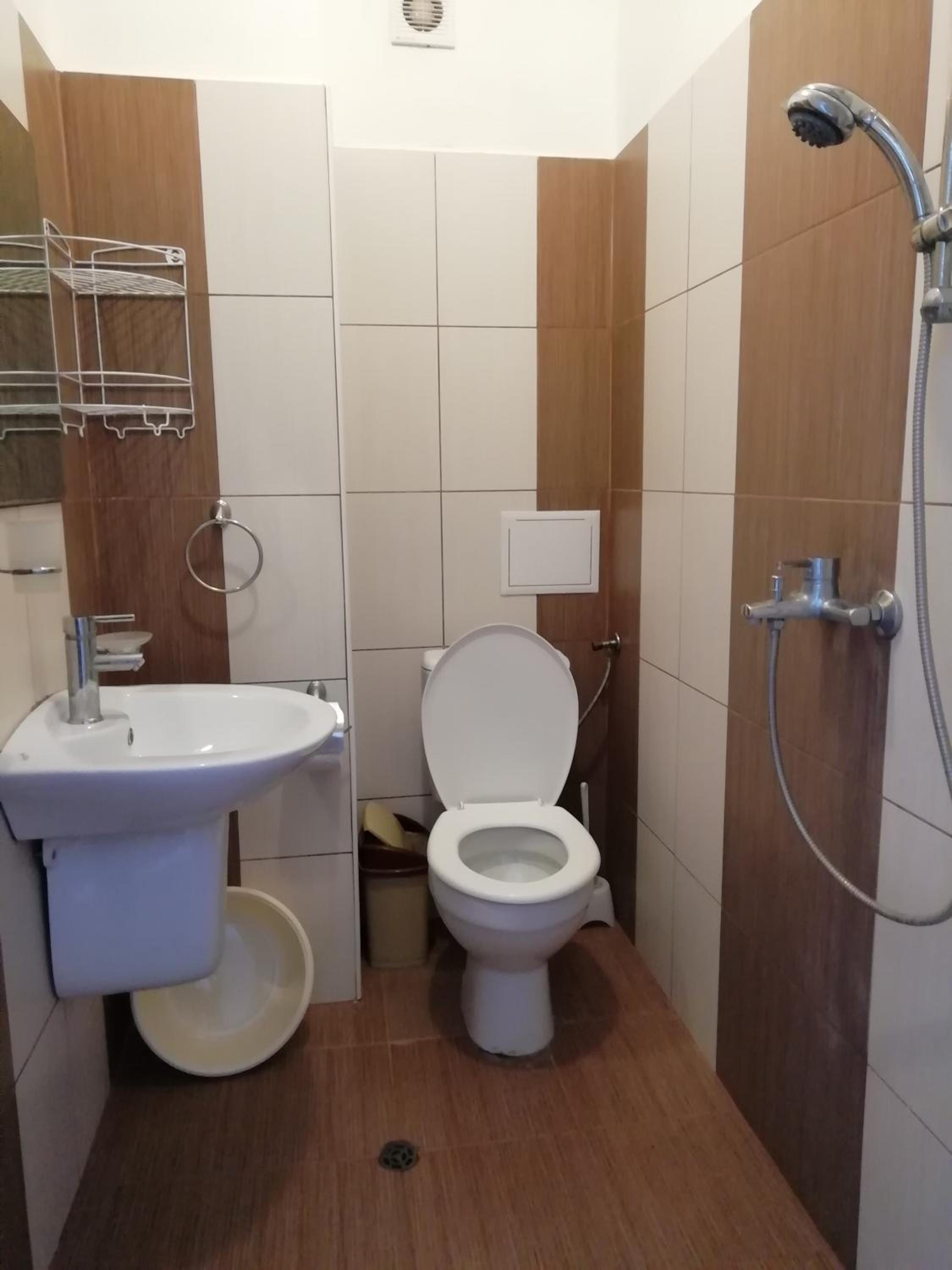 Guest House 