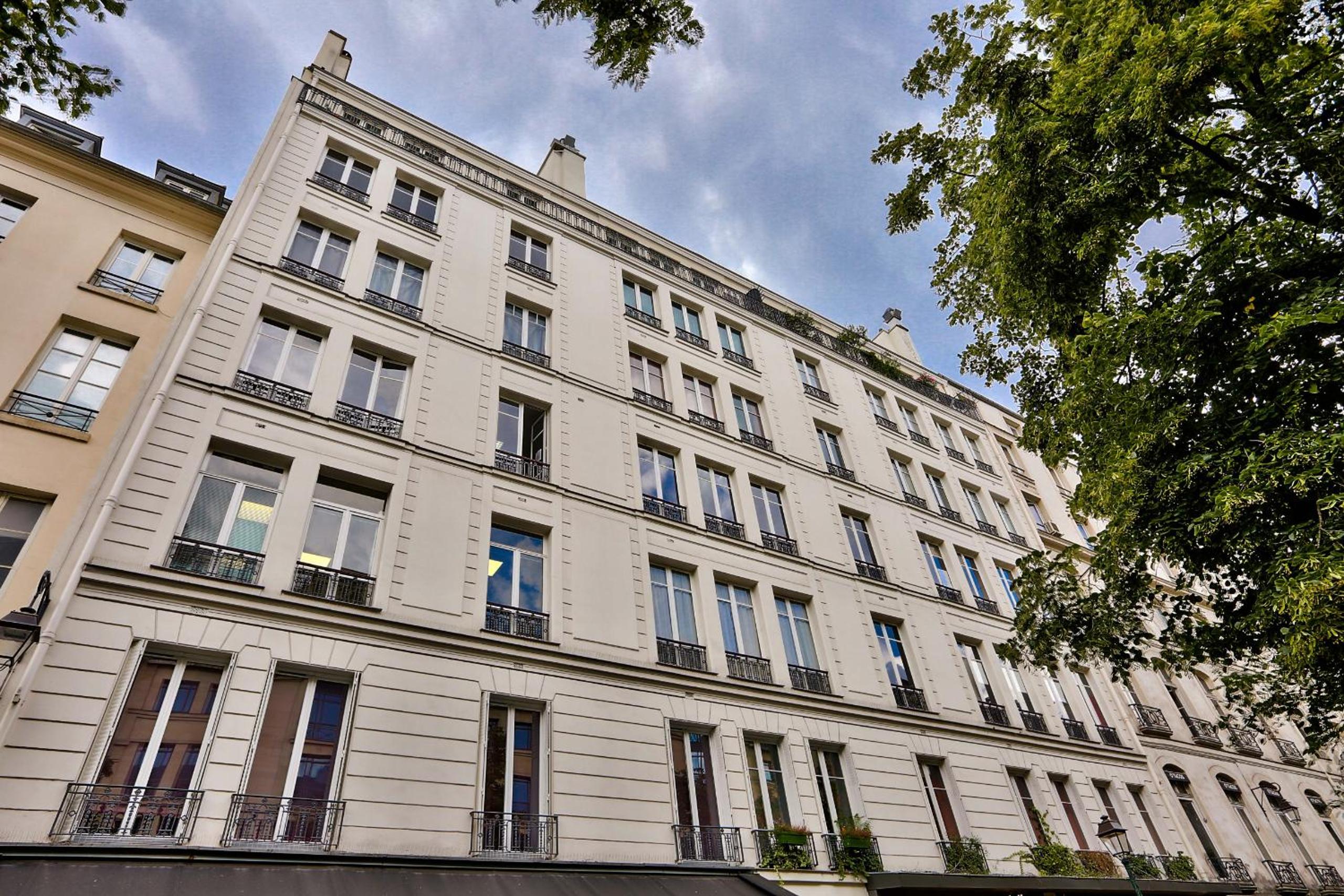 92 - Beautiful Apartment in Montorgueil